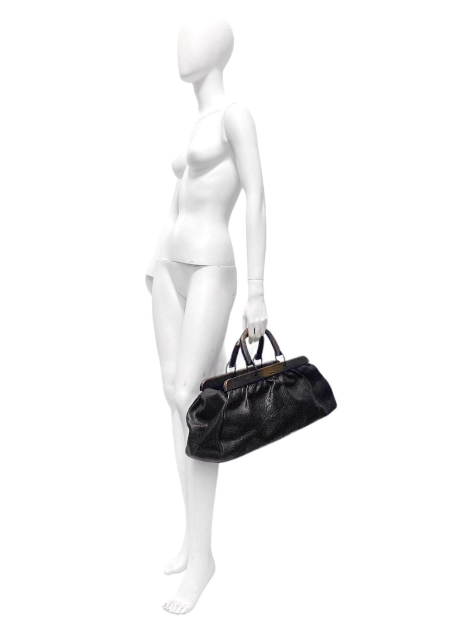 Gucci Fall 2002 Tom Ford Black Pebbled Buffalo Leather Doctors Bag - 8