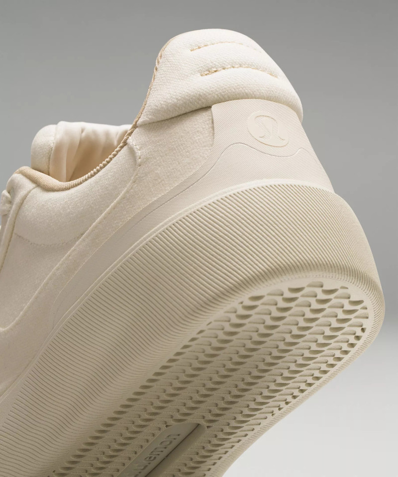 Cityverse Men's Canvas Sneaker 9