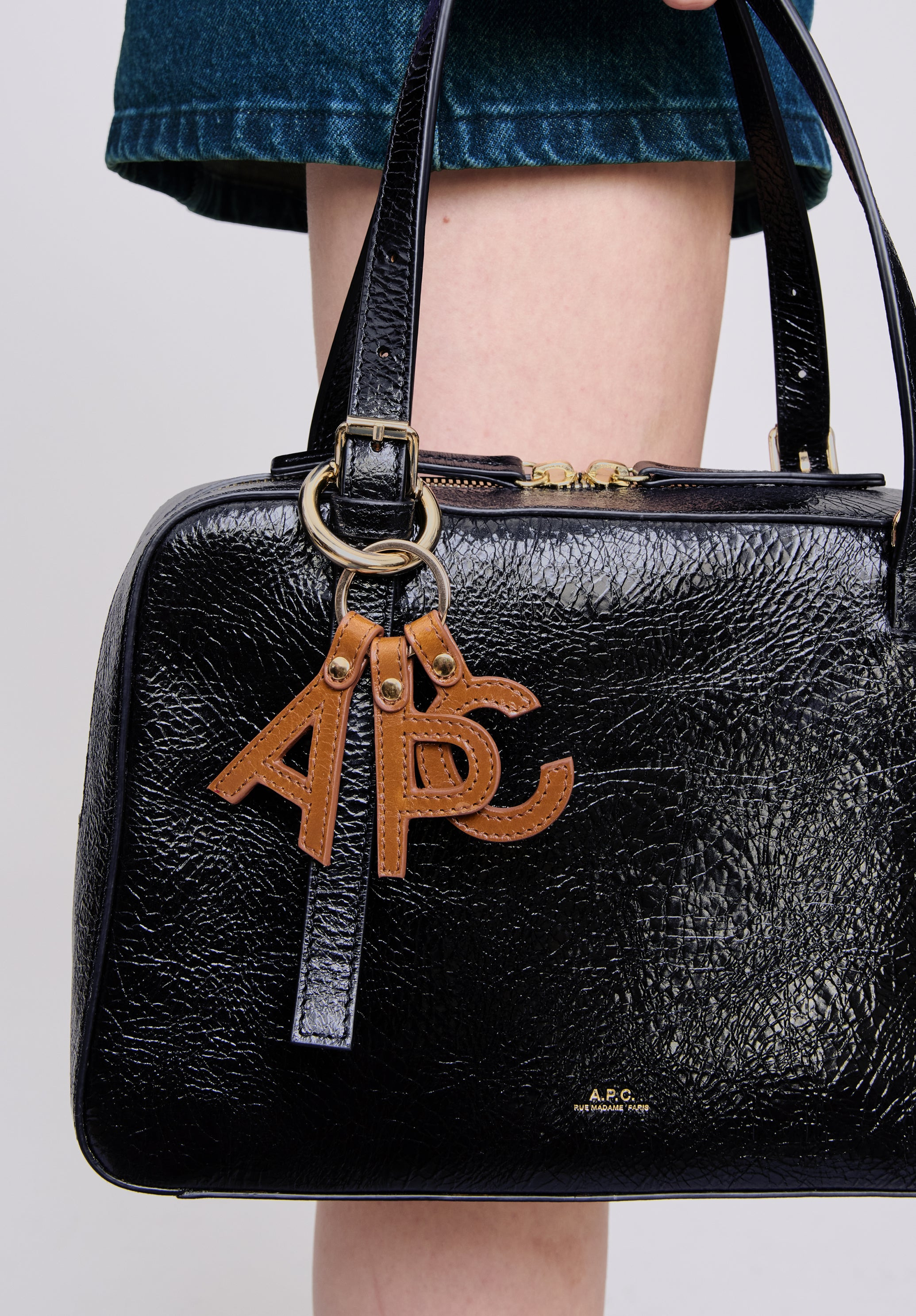 LETTRES APC KEYCHAIN - 2