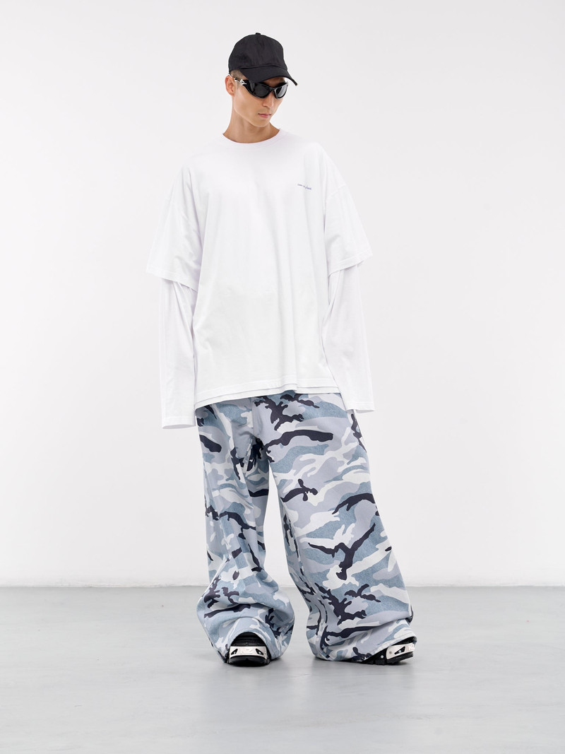 VETEMENTS Blue Camo 큰 모양 청바지 outlook