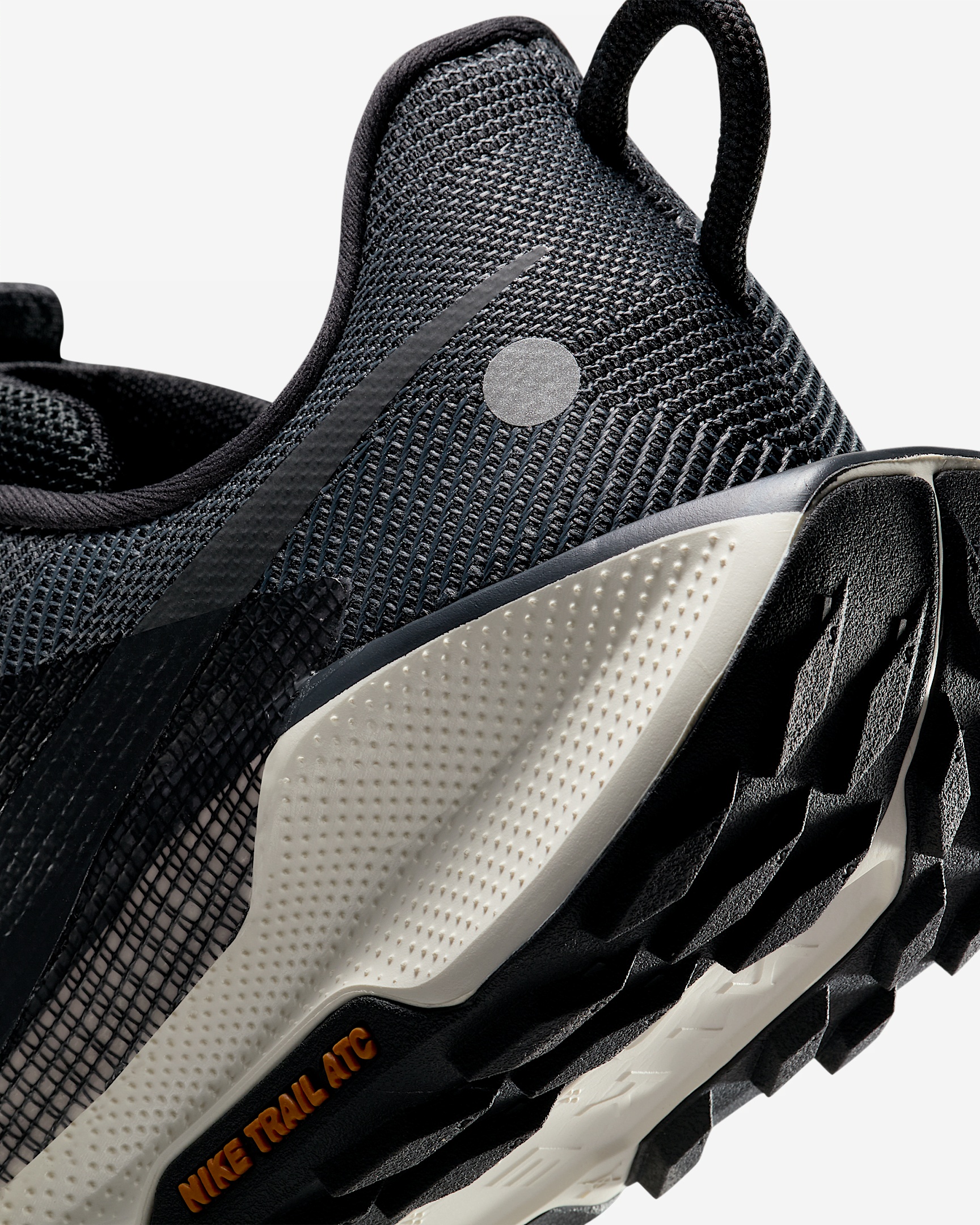 Nike Pegasus Trail 5 Women's Trail Running Shoes - 8