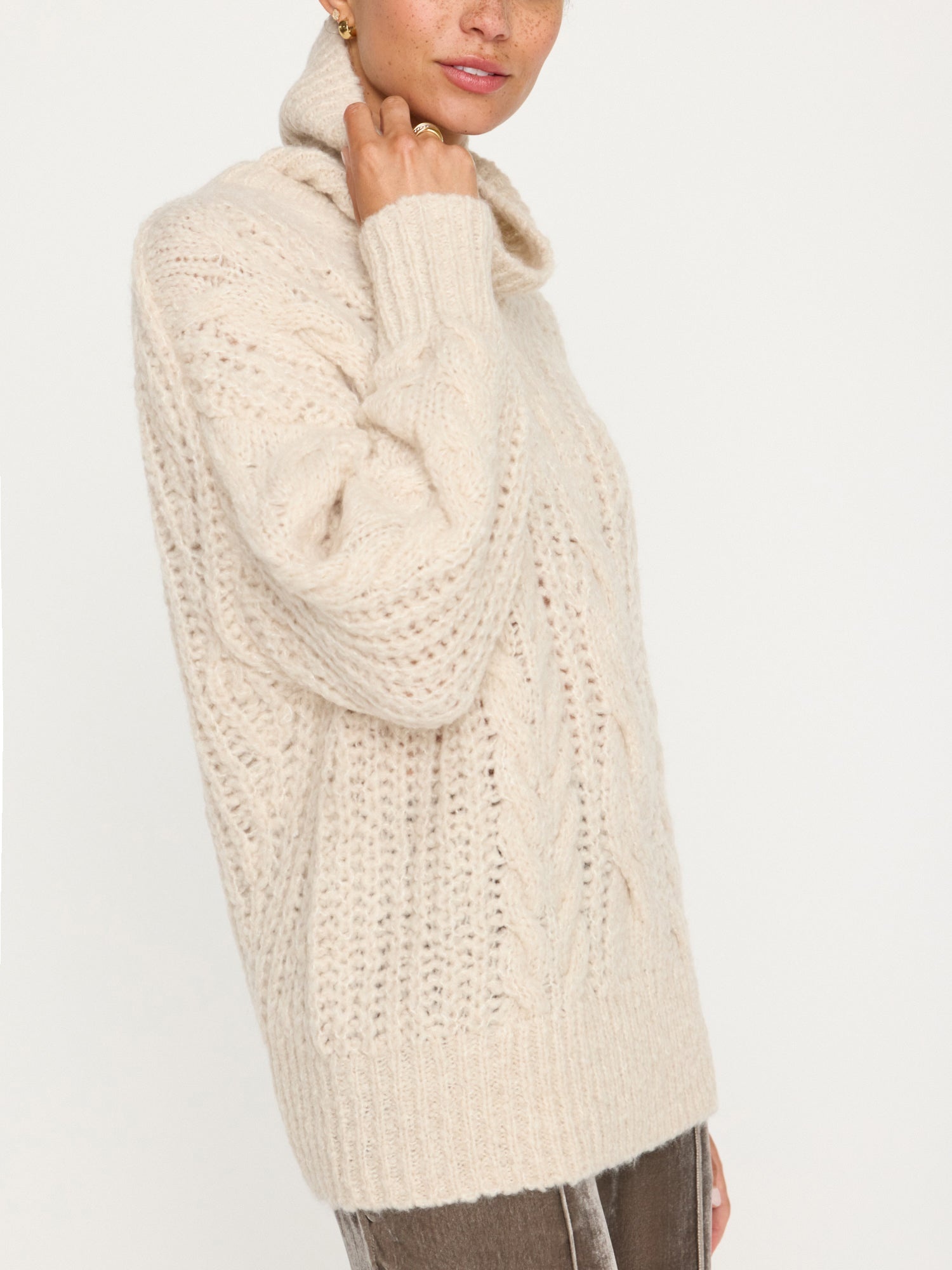 The Elden Cable Knit Sweater - 4
