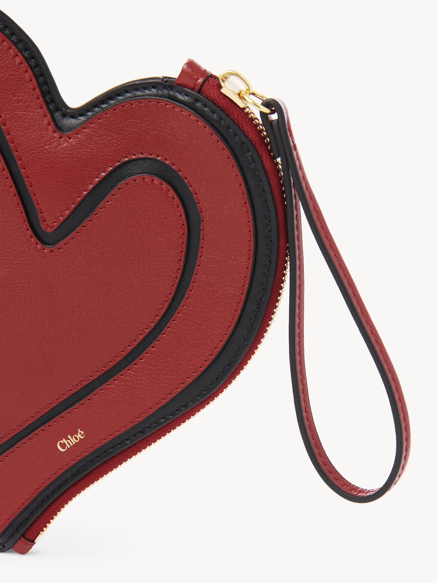 CHLOÉ SYMBOLS HEART FLAT POUCH IN GRAINED LEATHER - 5
