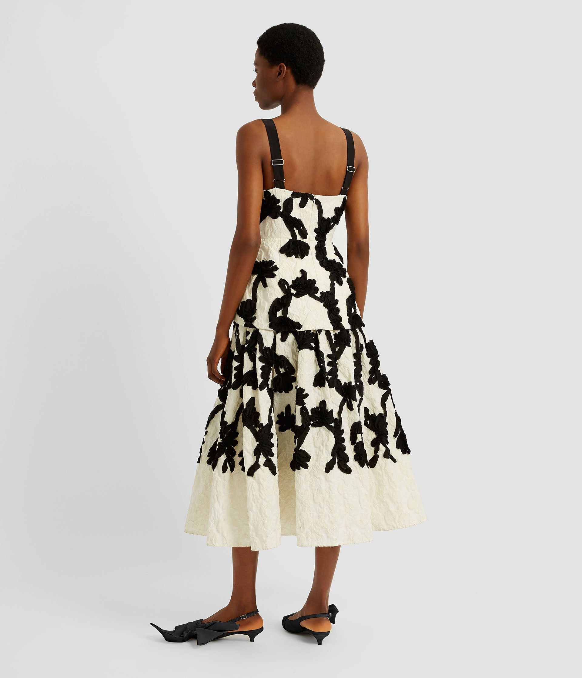 SLEEVELESS COCKTAIL DRESS - 4