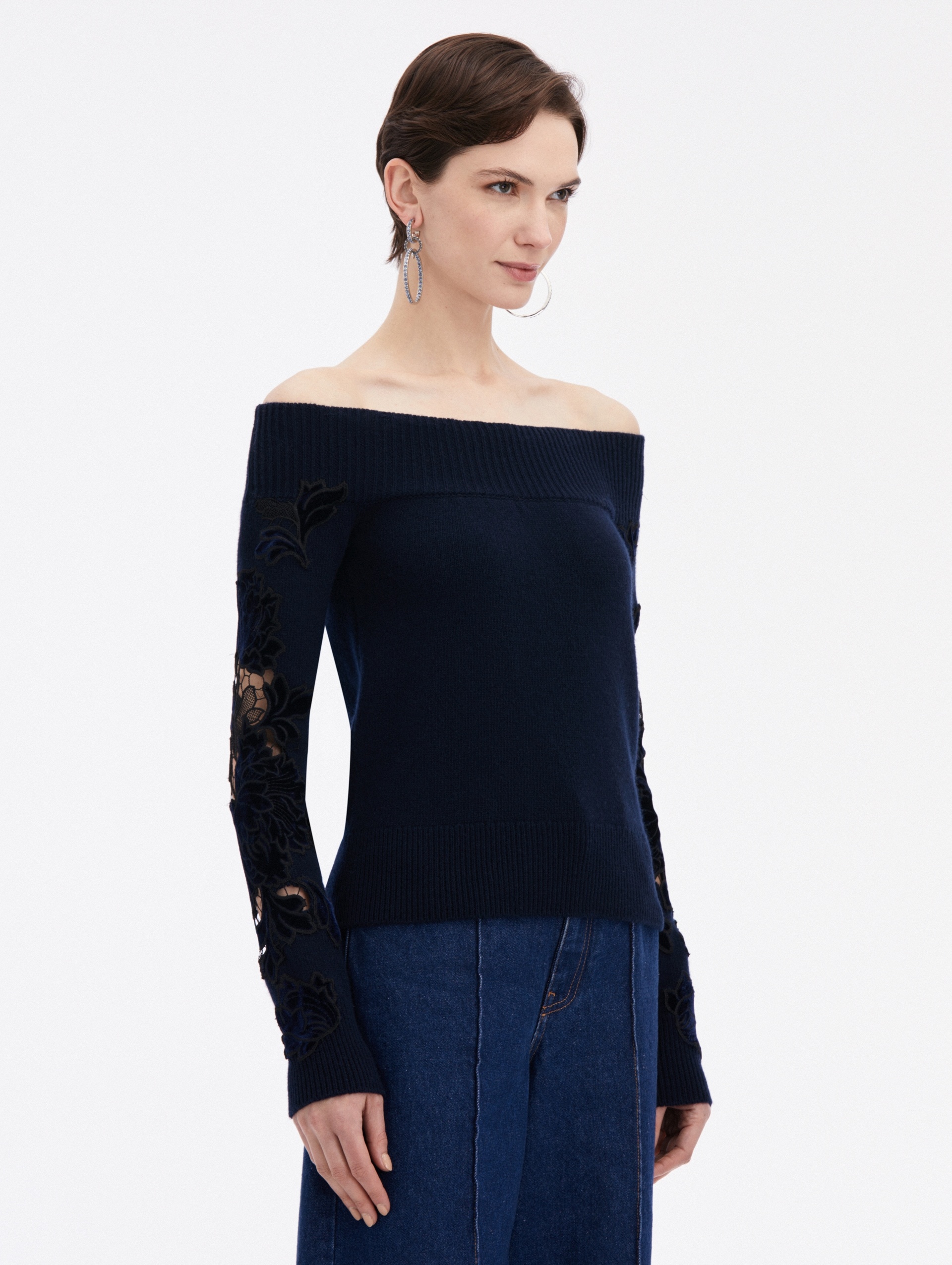 PEONY VELVET GUIPURE PULLOVER - 4
