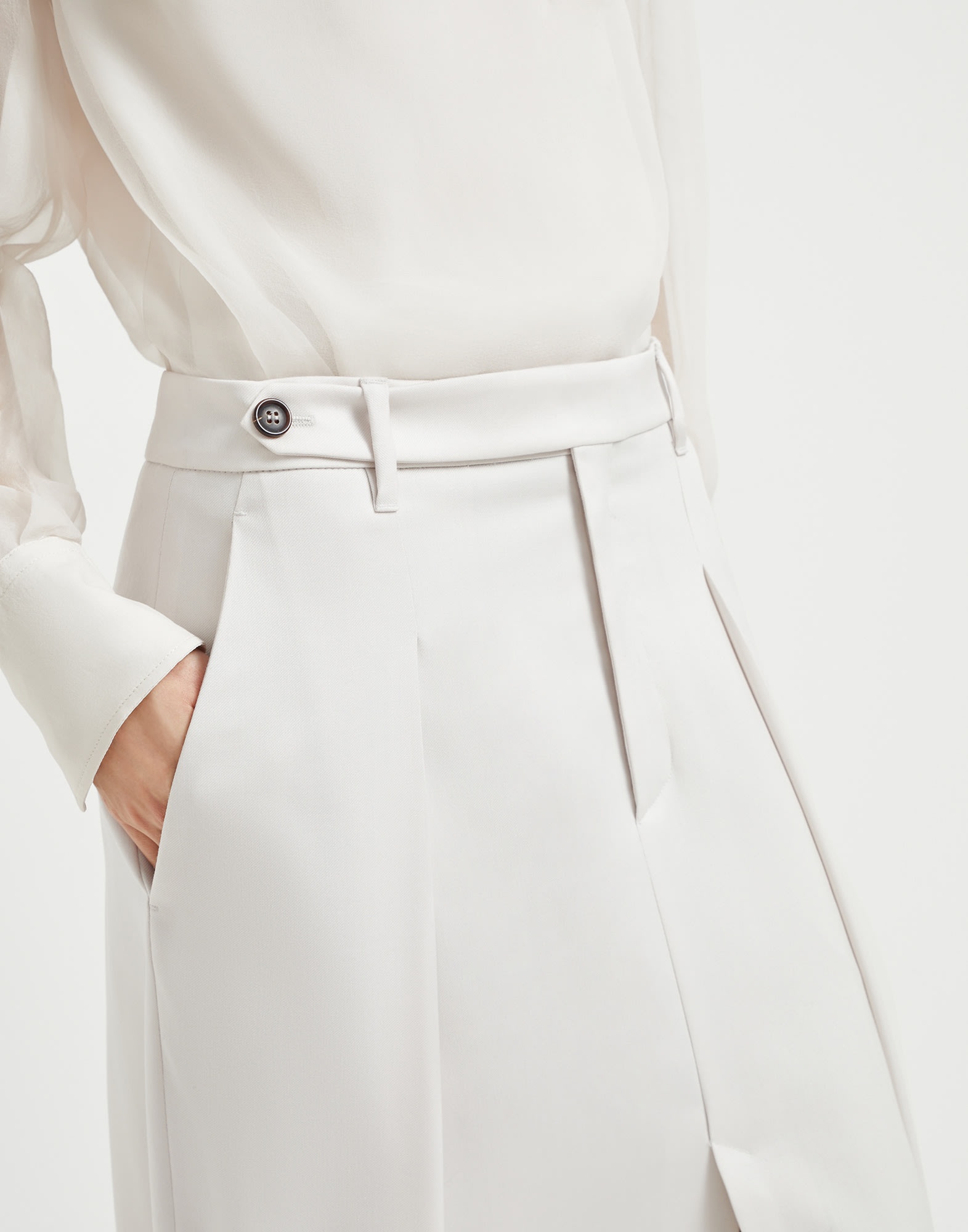 Curved sartorial skirt in virgin wool and mohair twill with monili - 3