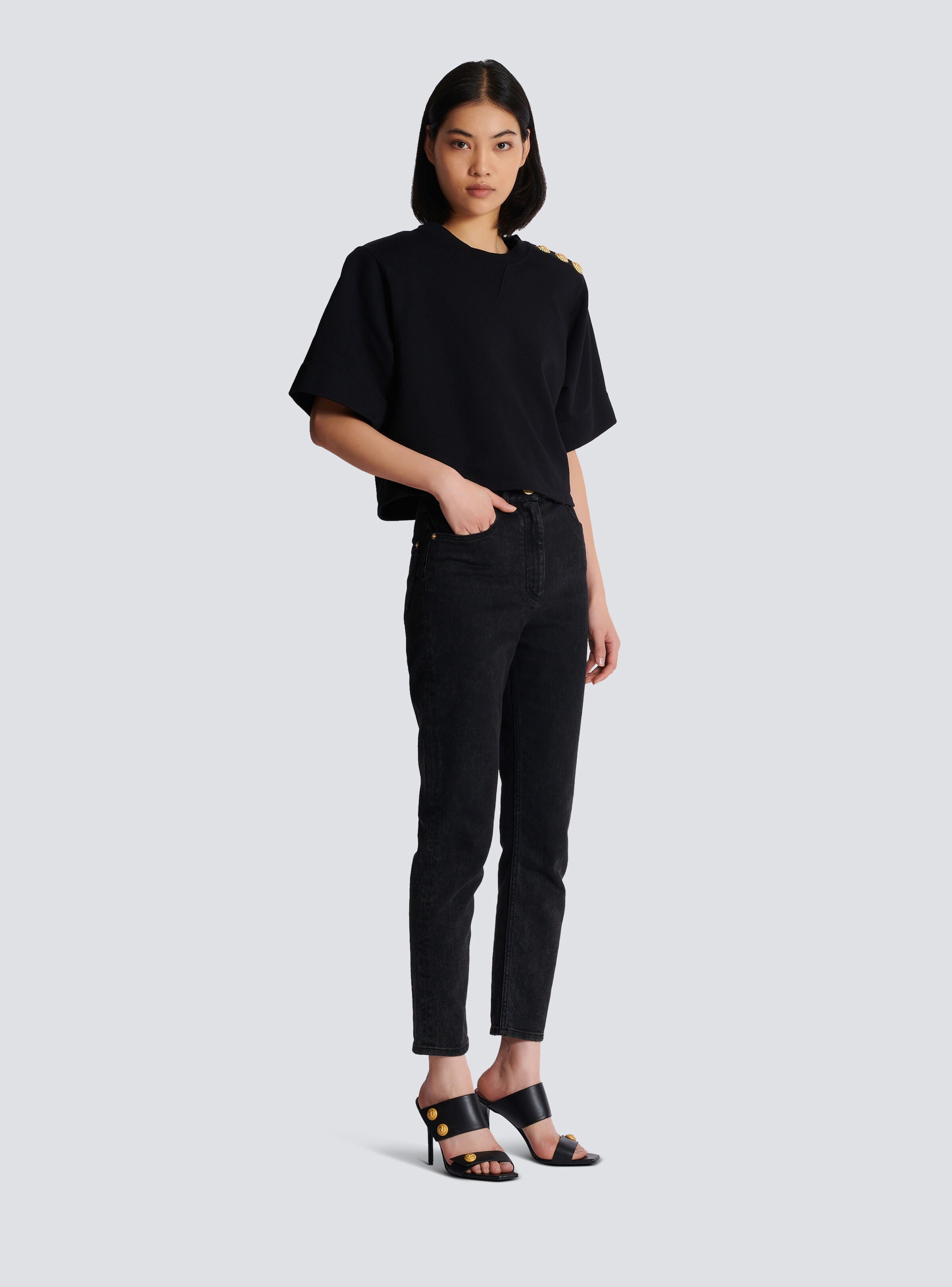 Cropped sweatshirt with buttons - 3