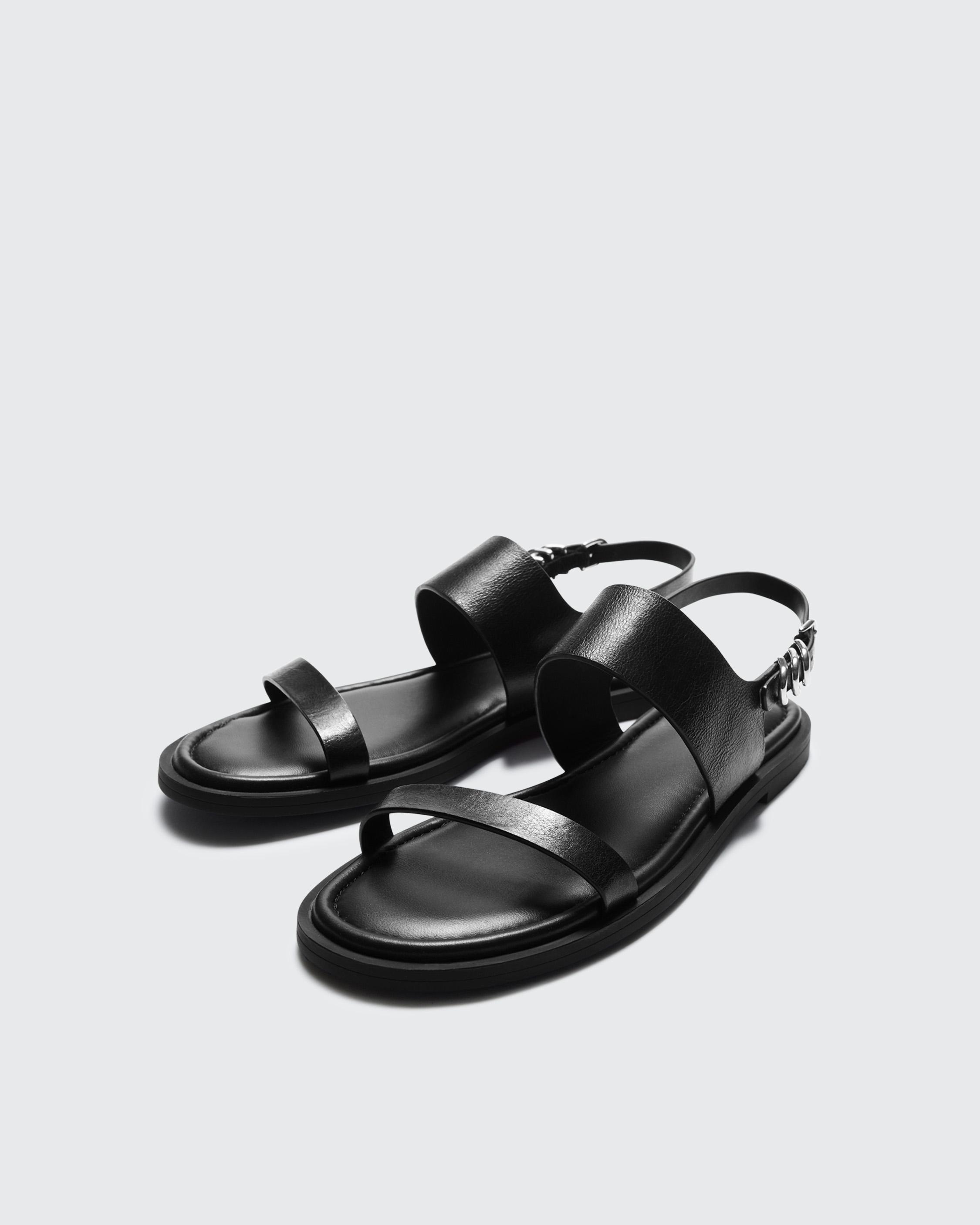 Geo Sandal - Leather
Flat Sandal - 3