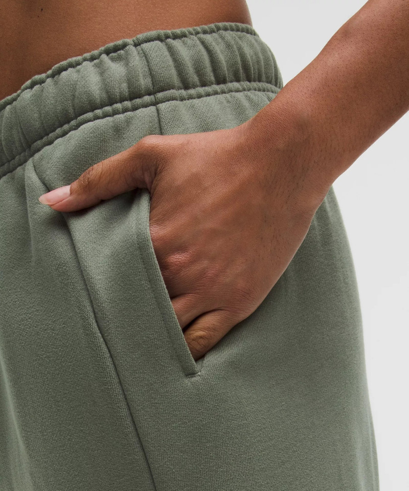 Scuba Mid-Rise Oversized Jogger *Short 5