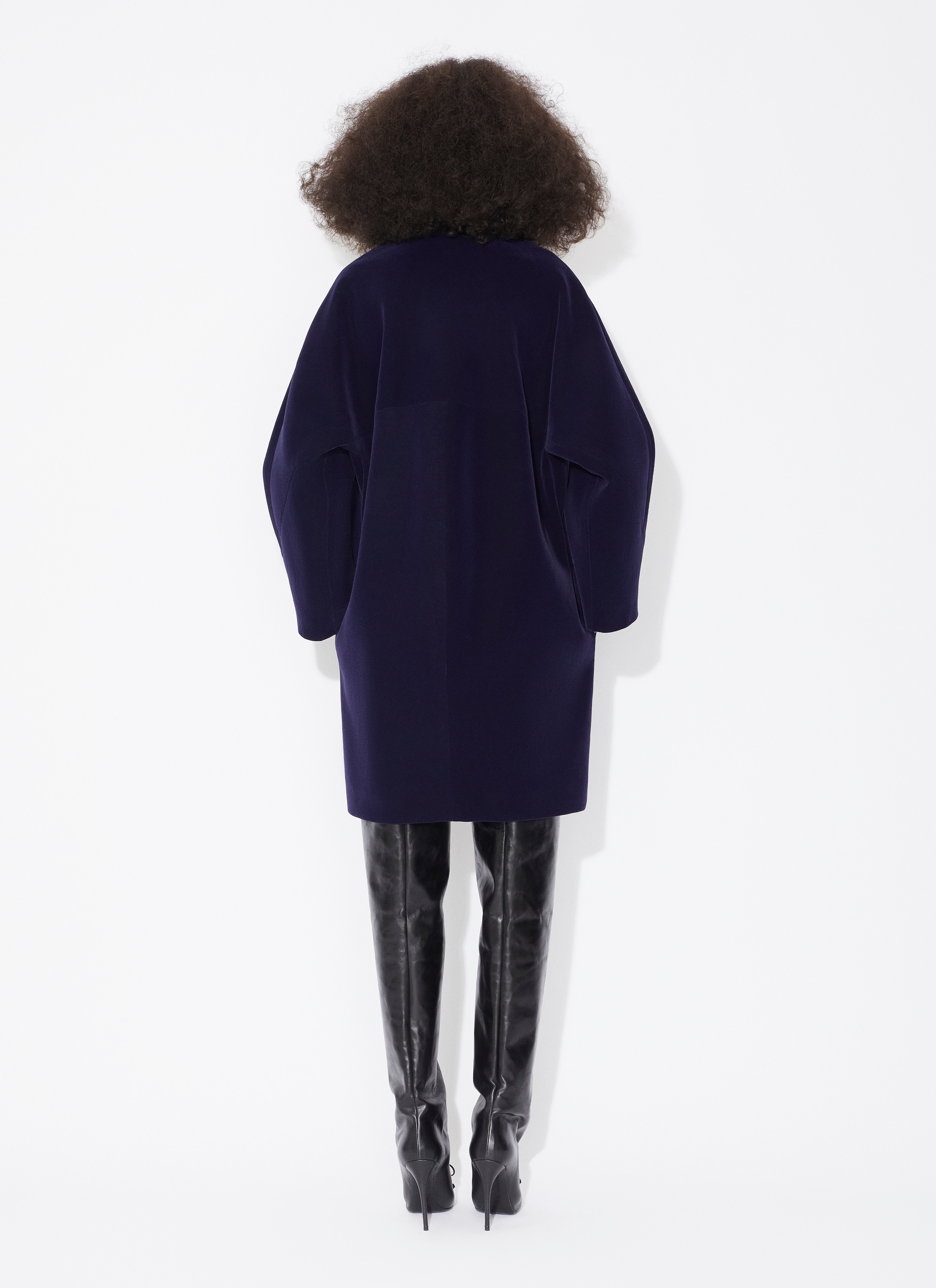 ROUND COAT - 3