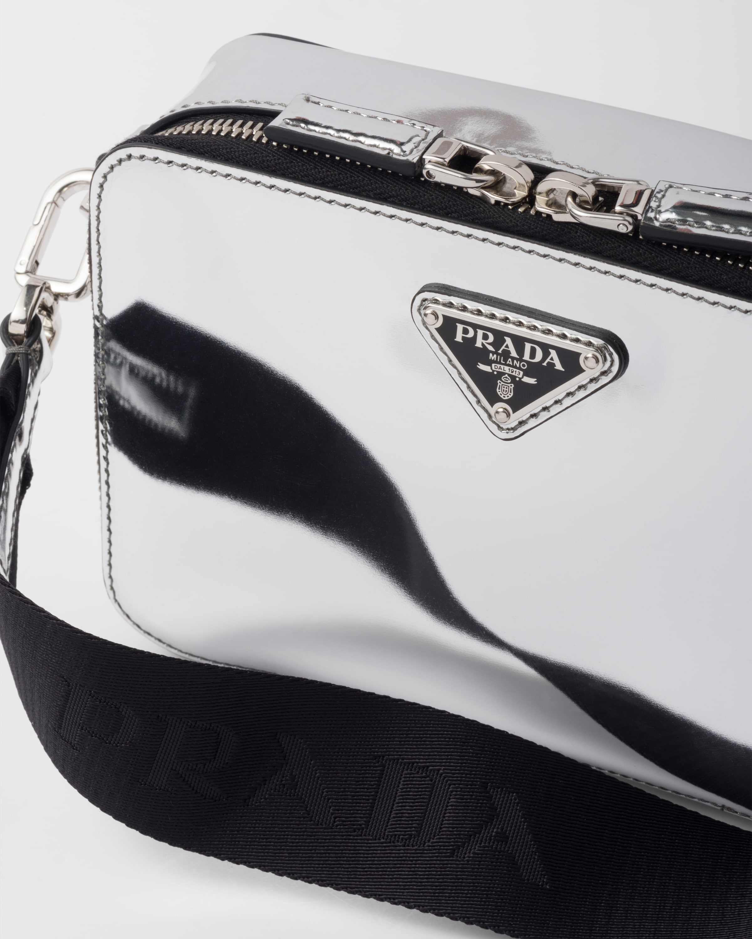Small Prada Brique leather bag - 7