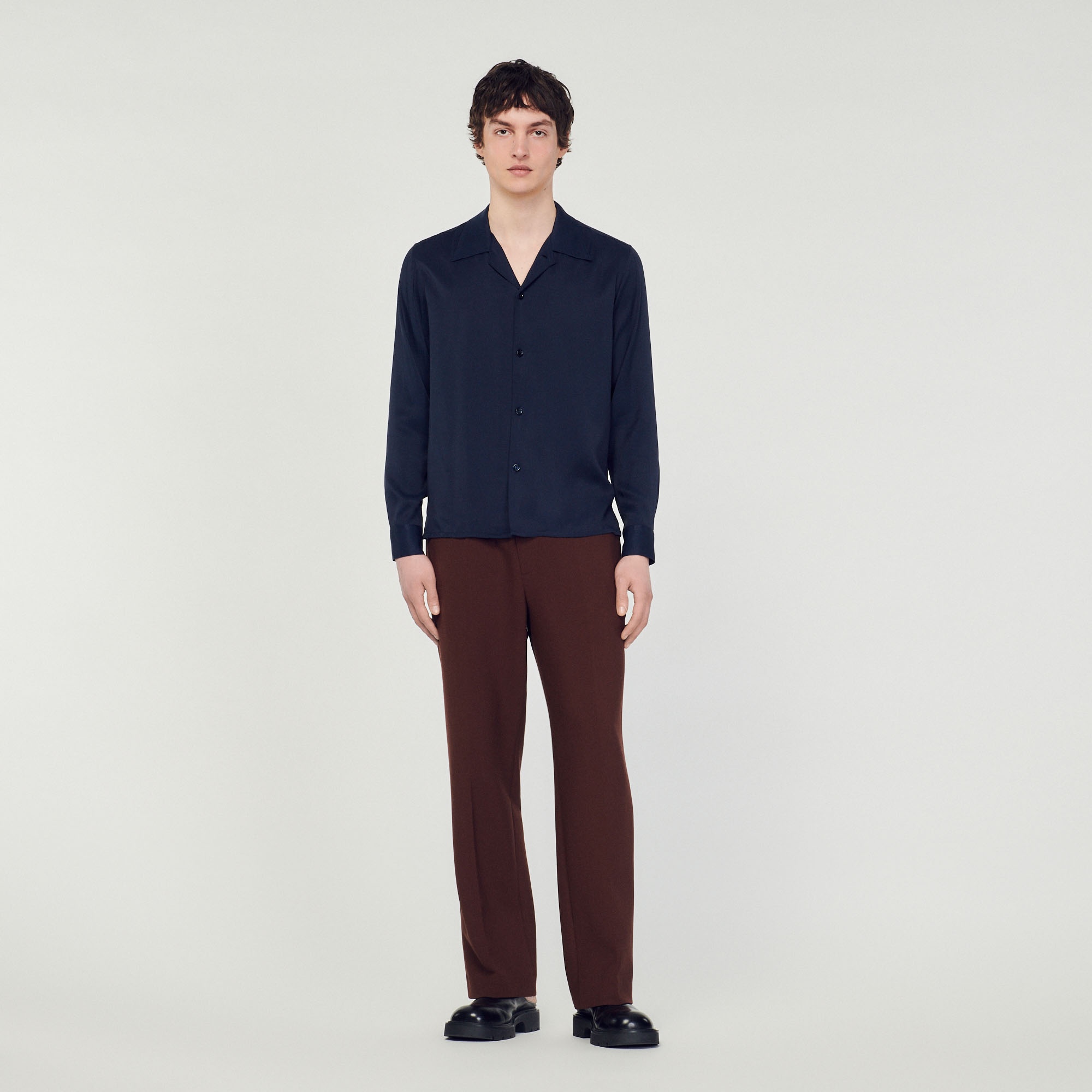 Floaty shirt with spread collar - 3