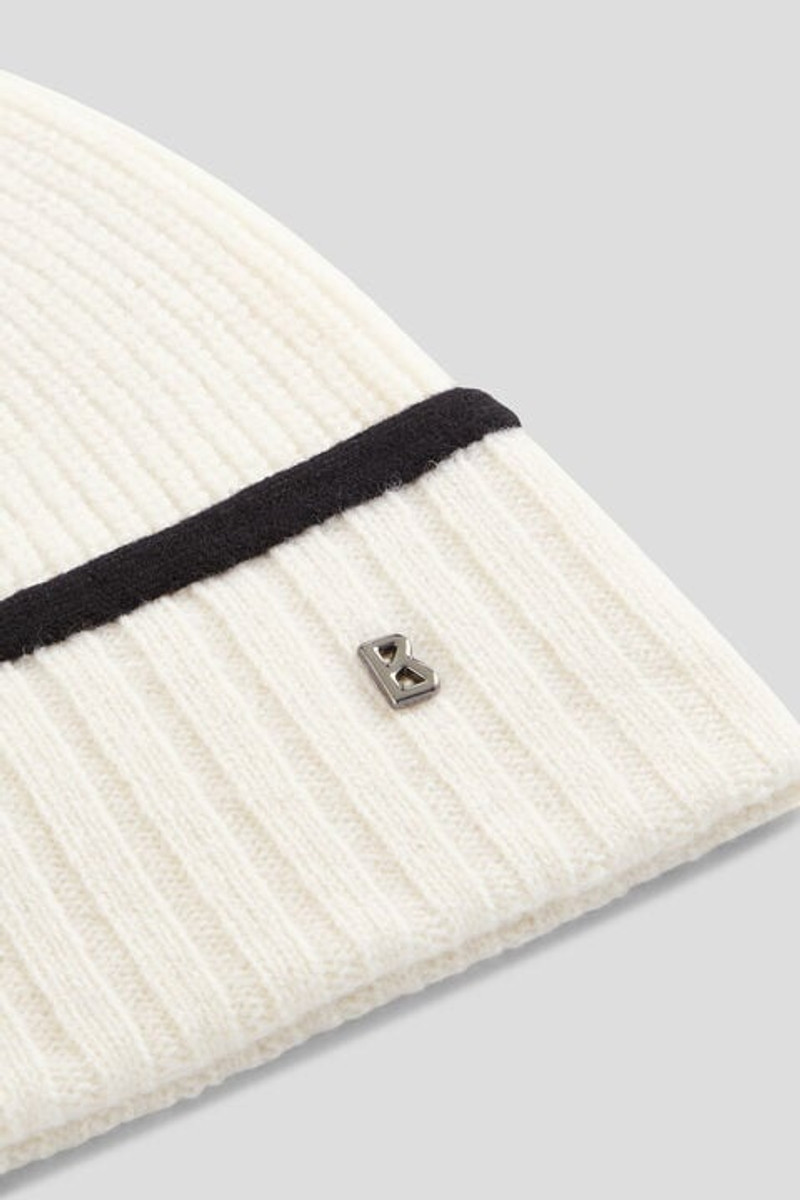 BOGNER Moulan Knitted hat in Off-white outlook