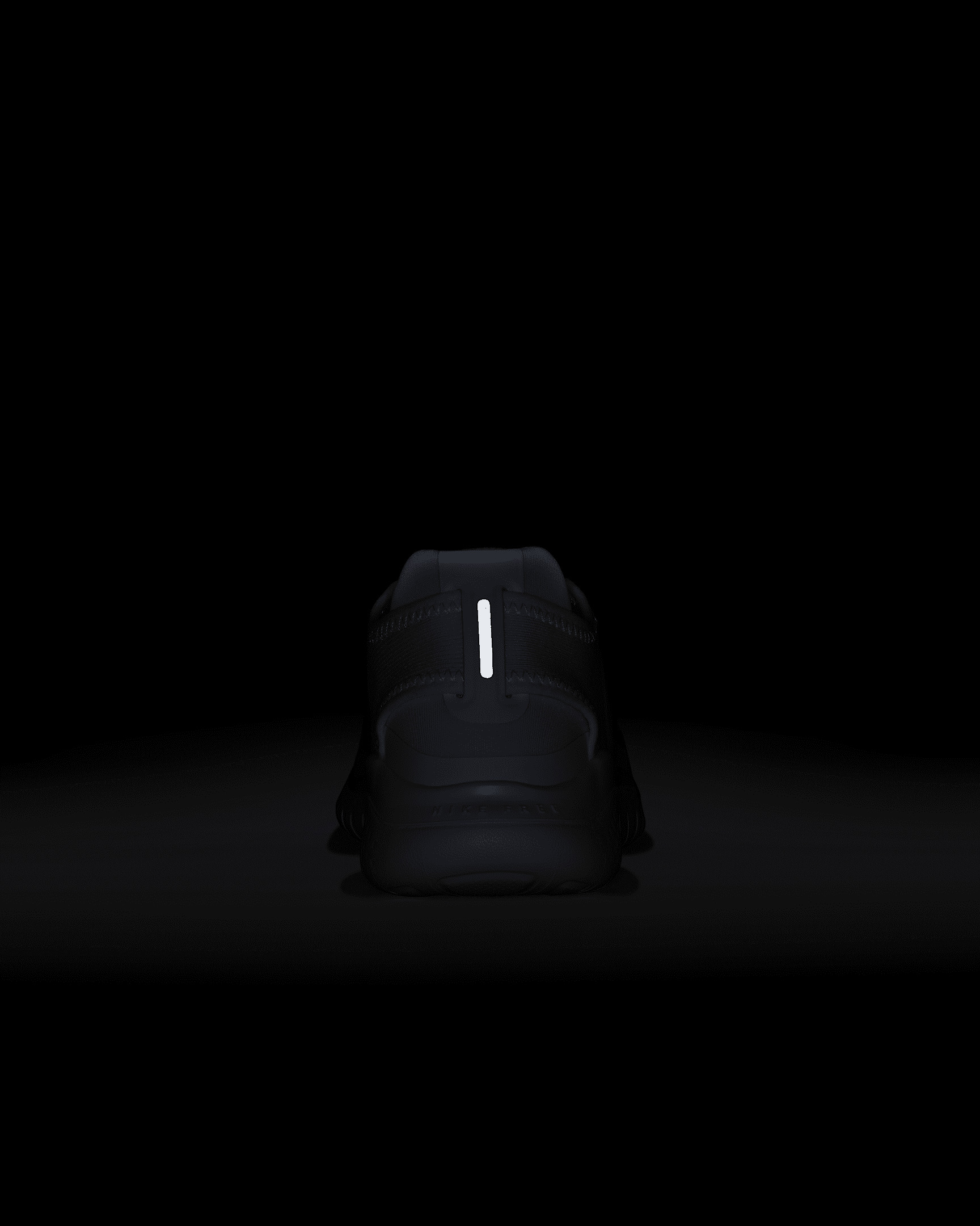 Nike Women's Free RN 2018 Running Shoes - 8
