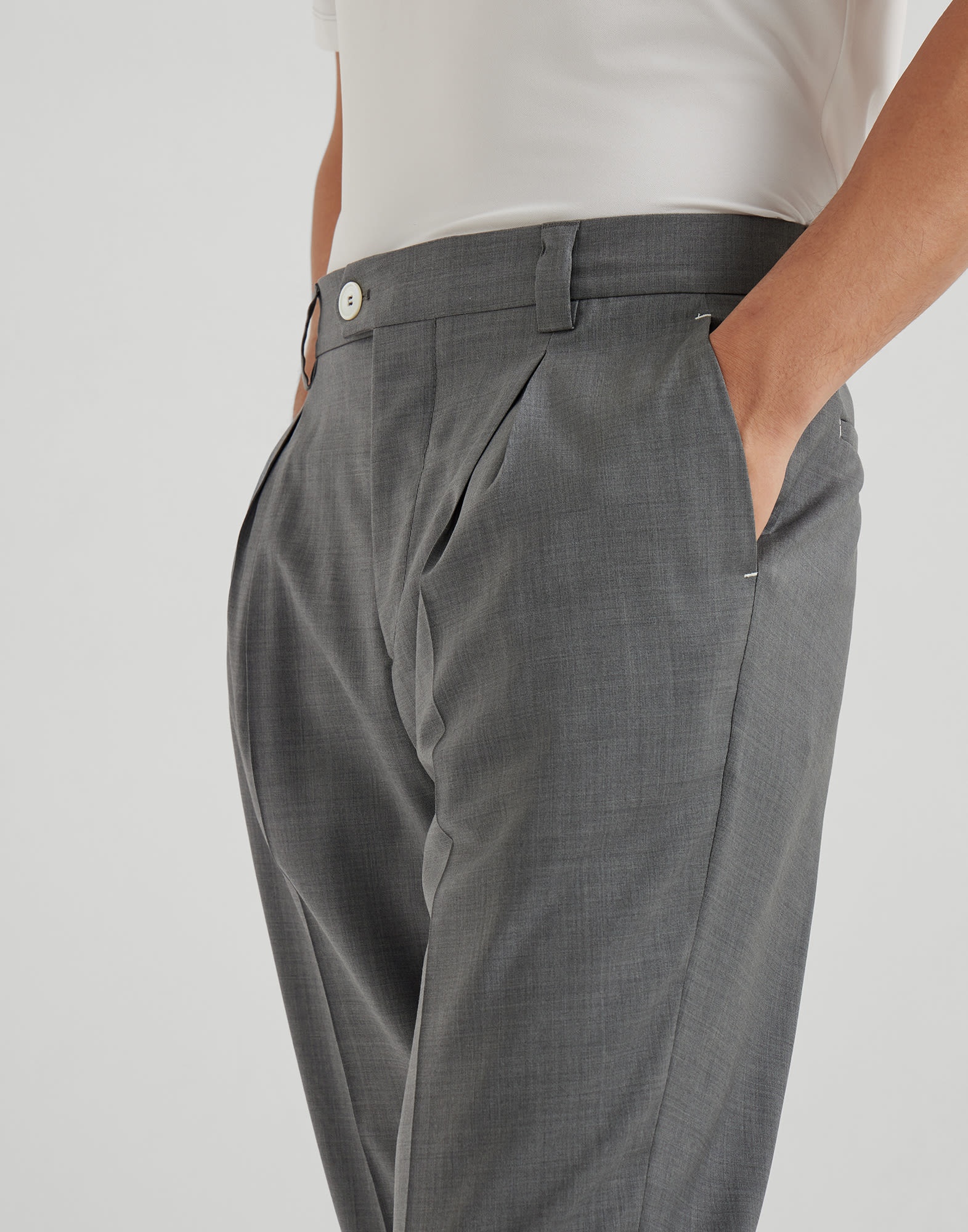Virgin wool dynamic fresco trousers with tee holder - 3