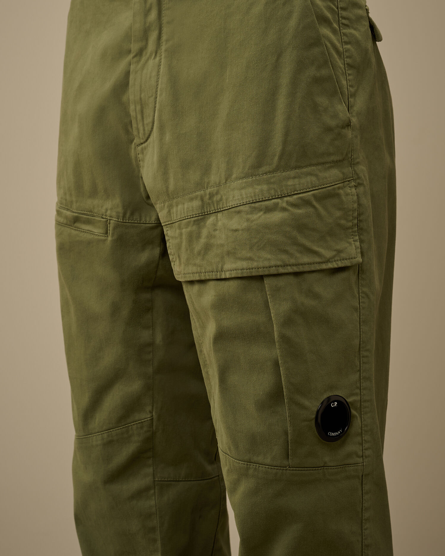 Stretch Sateen Loose Cargo Pants - 5