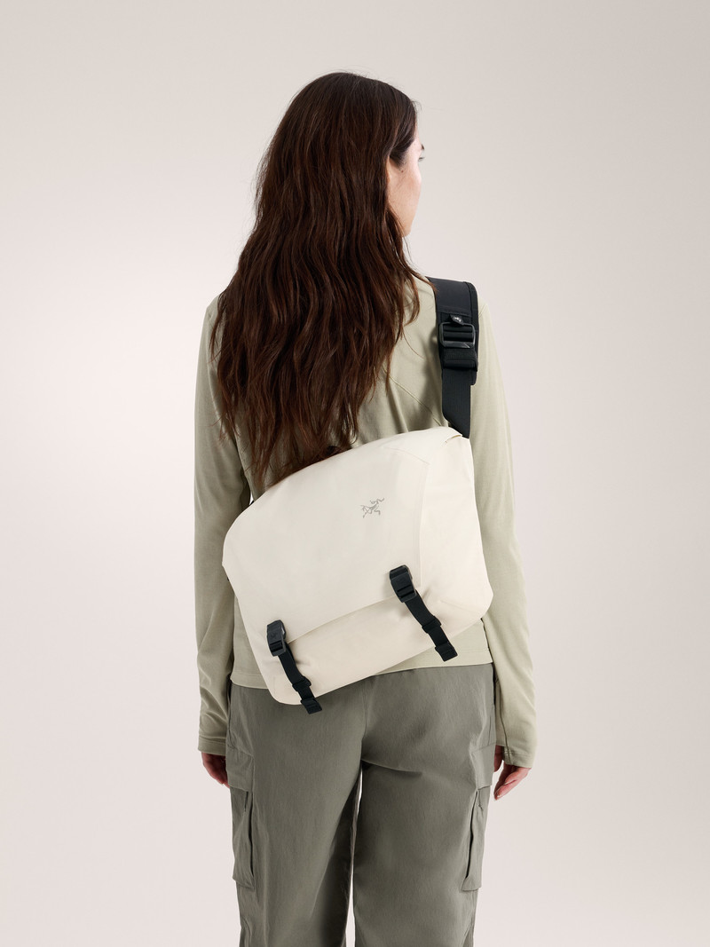 Arc'teryx Granville 10 Courier Bag outlook