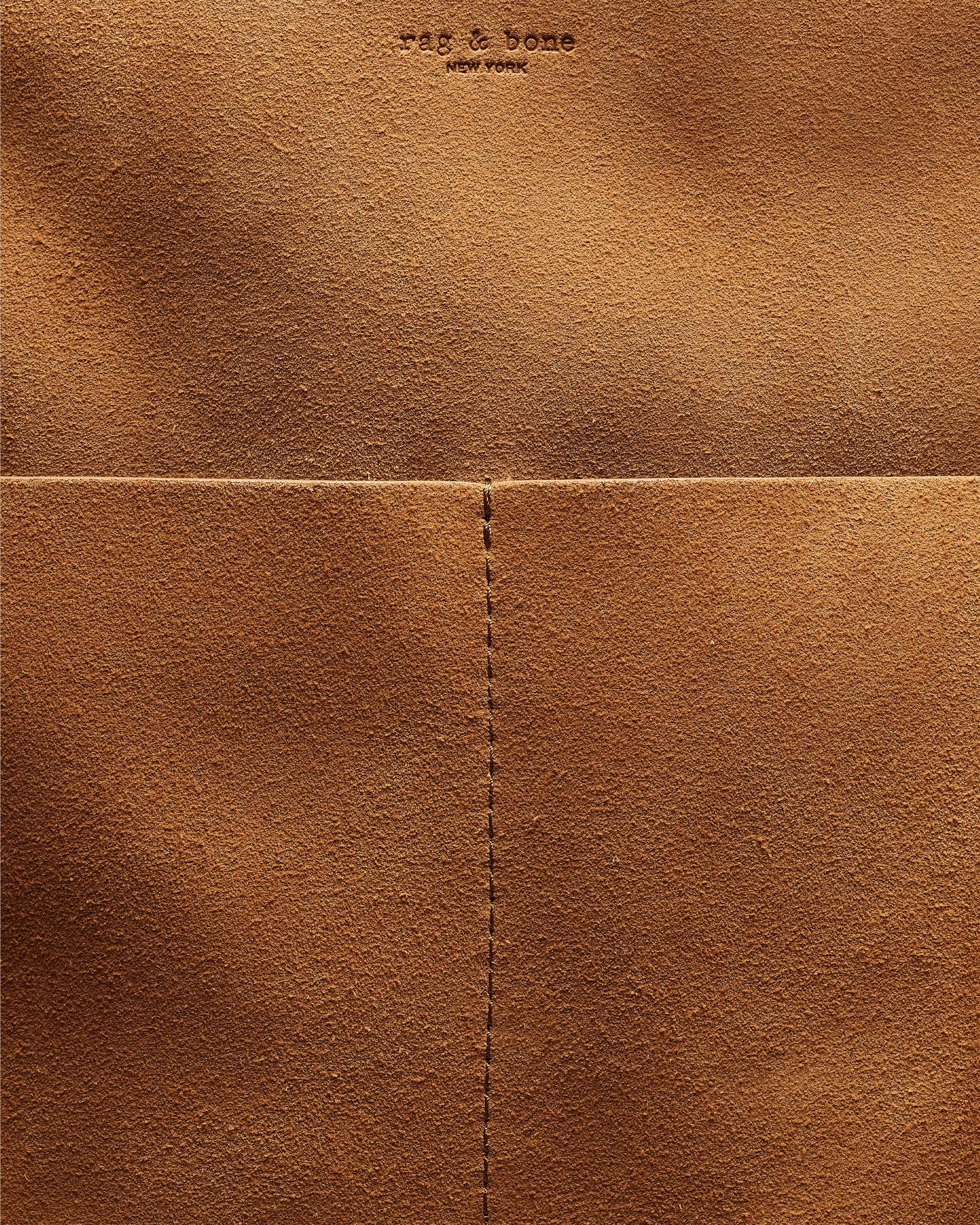 Logan Shopper - Suede
Large Tote - 4