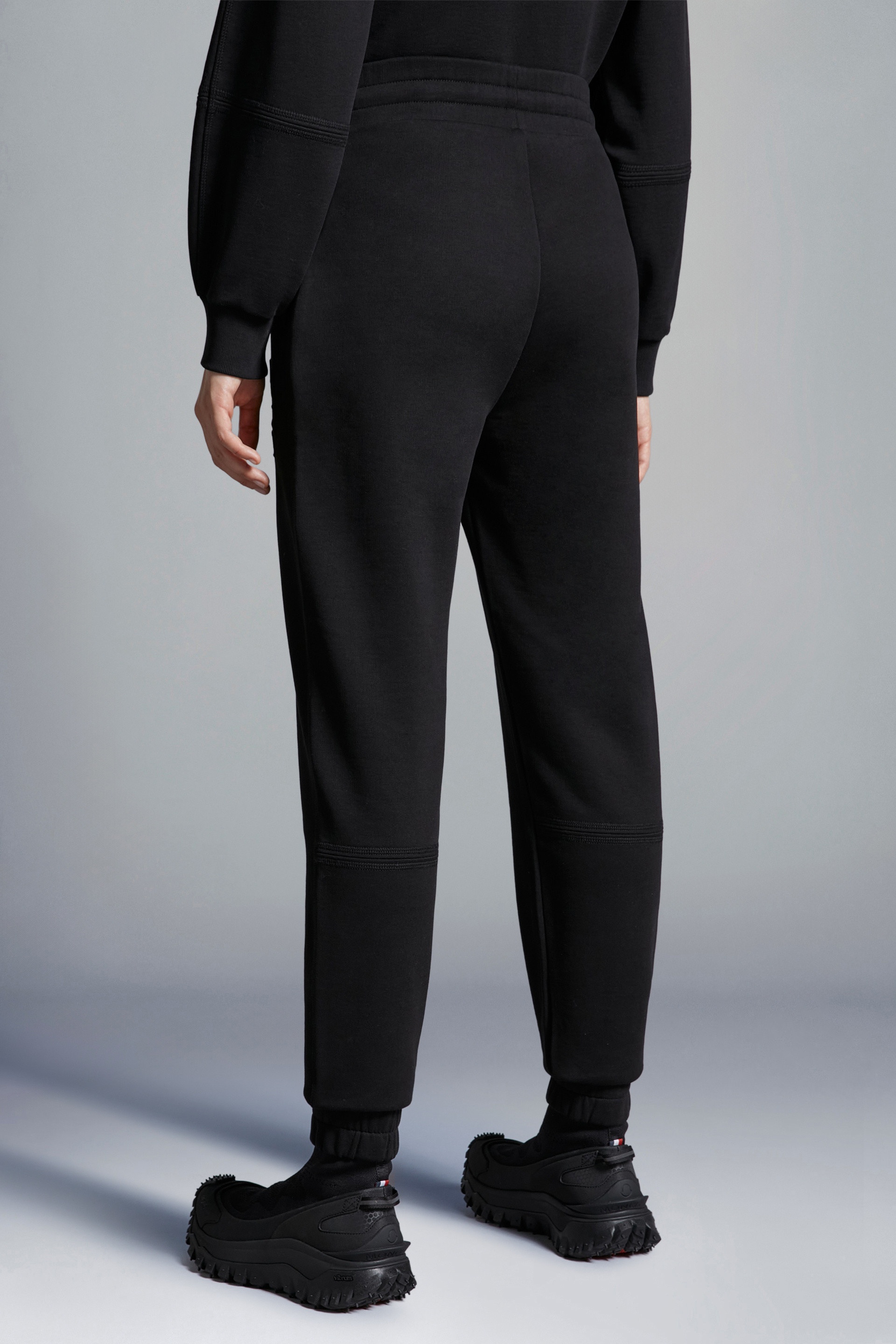 Embossed Logo Sweatpants - 5