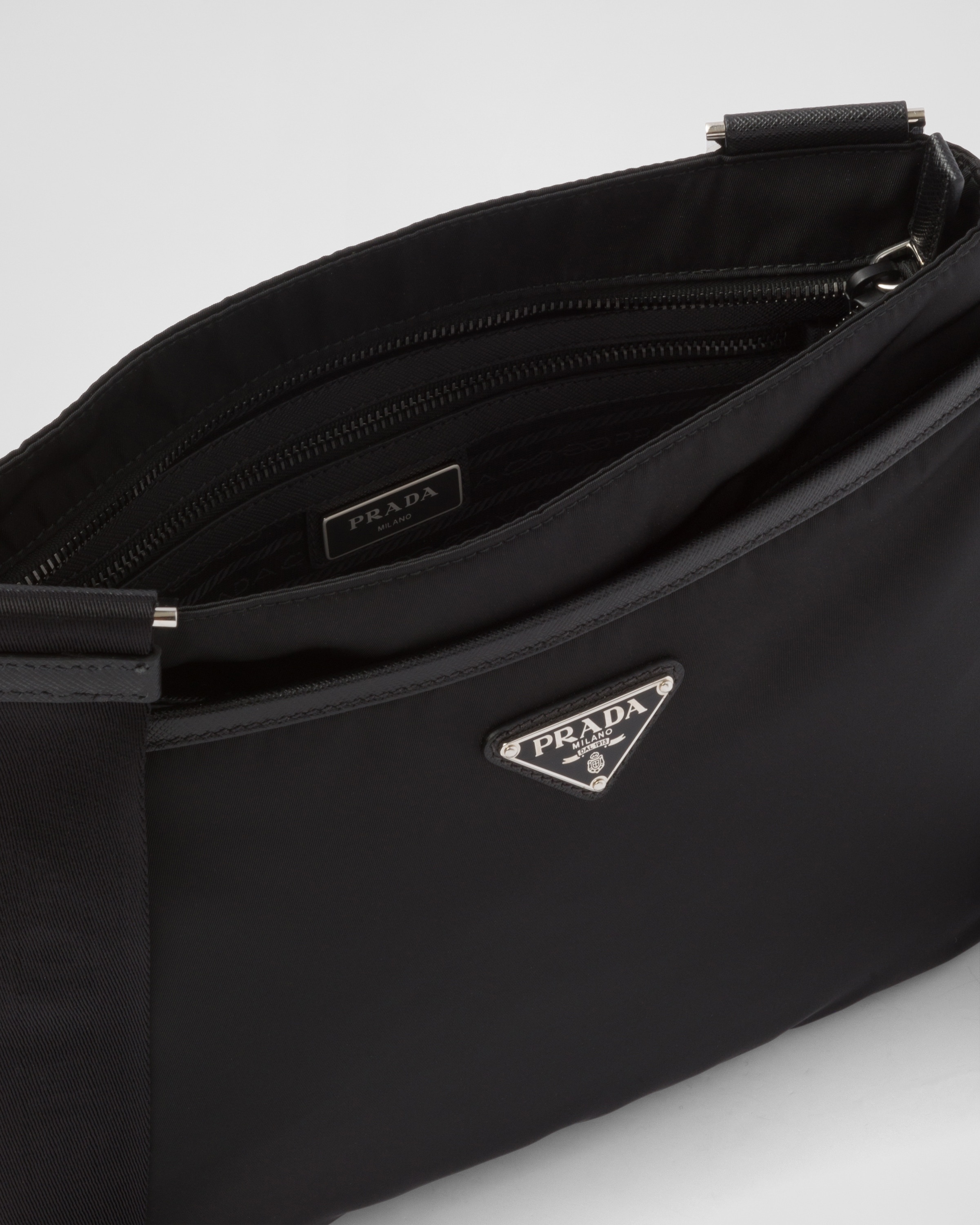 Re-Nylon and Saffiano shoulder bag - 5
