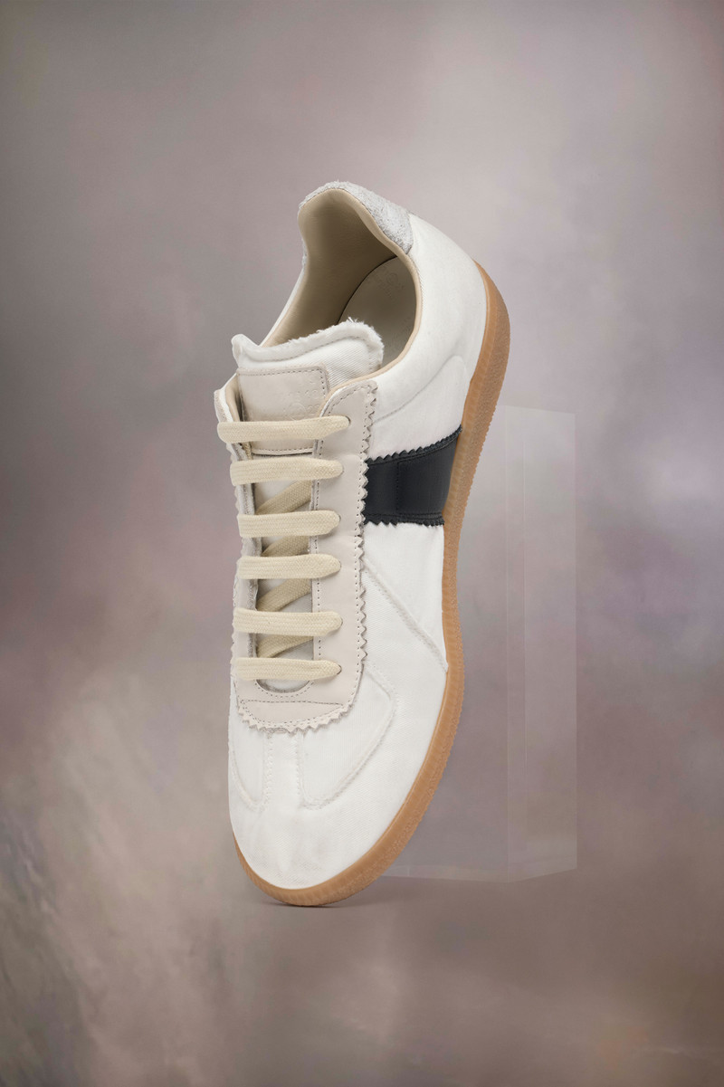 Replica sneakers 1