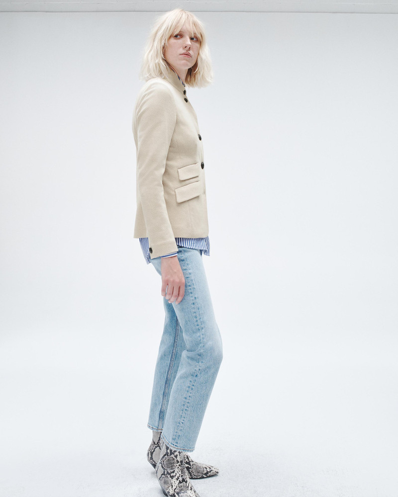 Slade Italian Plaid Blazer
Tailored Fit 4