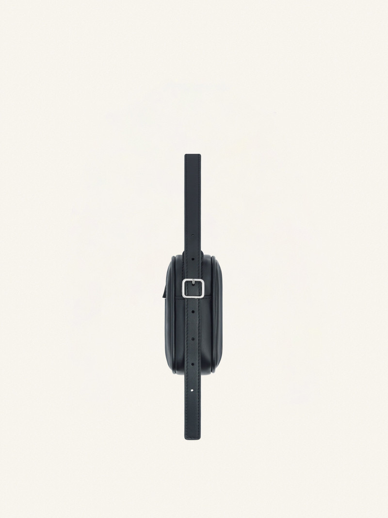 courrèges SLIM LEATHER CAMERA BAG outlook