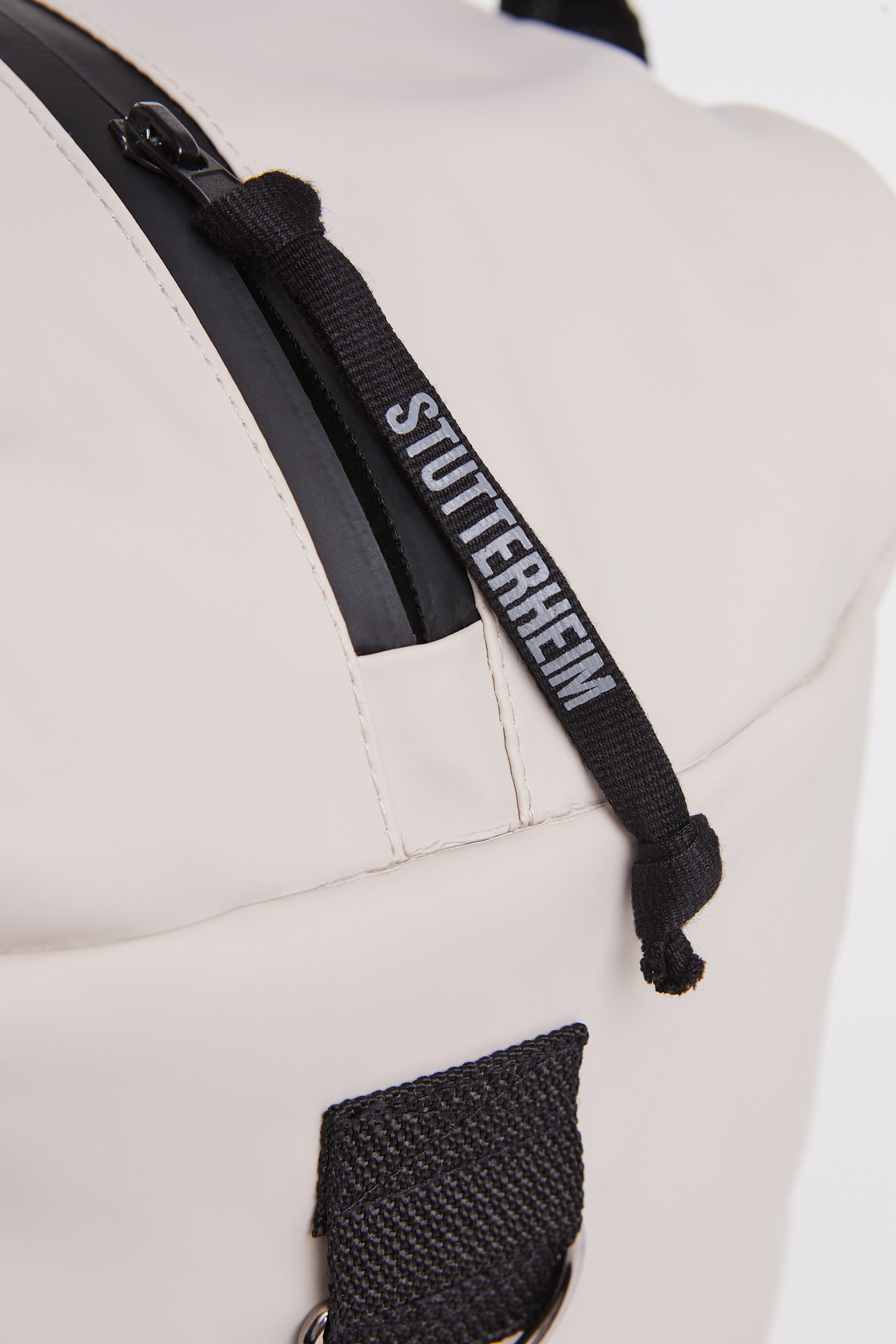 Stutterheim Svea Box Bag Light Sand