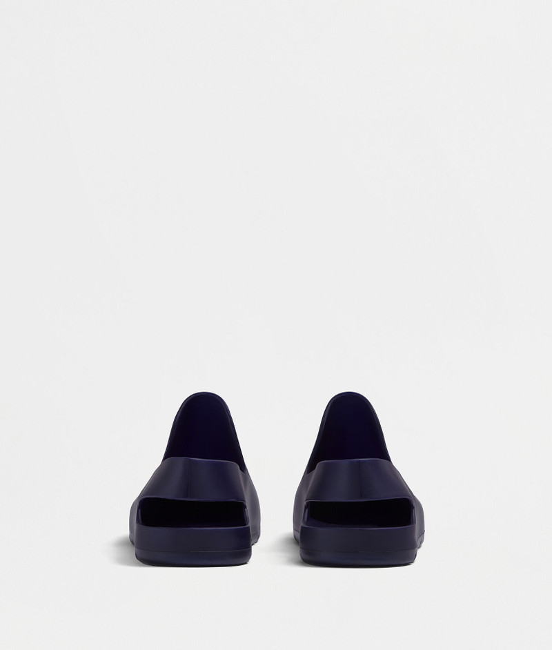 Bottega Veneta puddle outlook