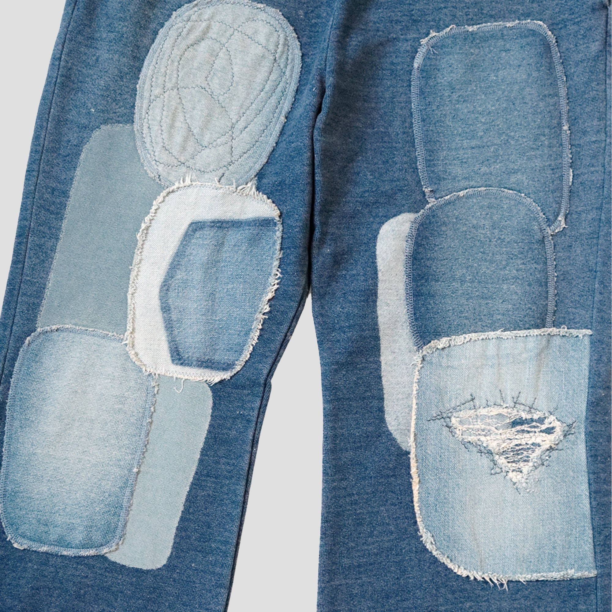 INDIGO FLARE SWEAT PANTS (MID WASH) - 4