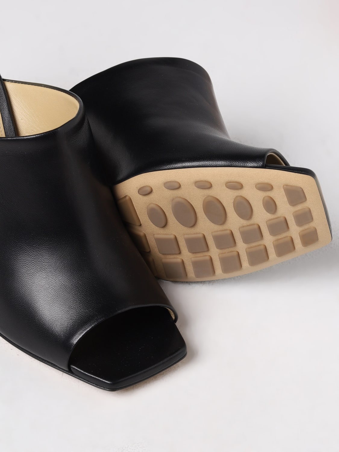 Bottega Veneta Canalazzo mules in leather - 4
