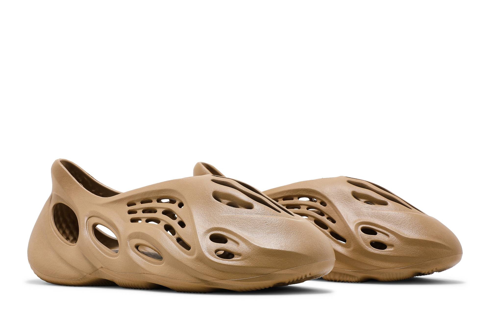 Yeezy Foam Runner 'Ochre' - 8