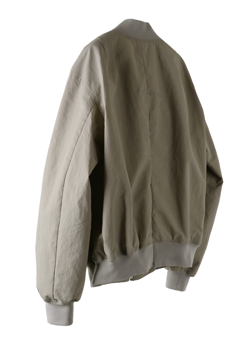 6.0 BOMBER RIGHT (WARM GREY) 5