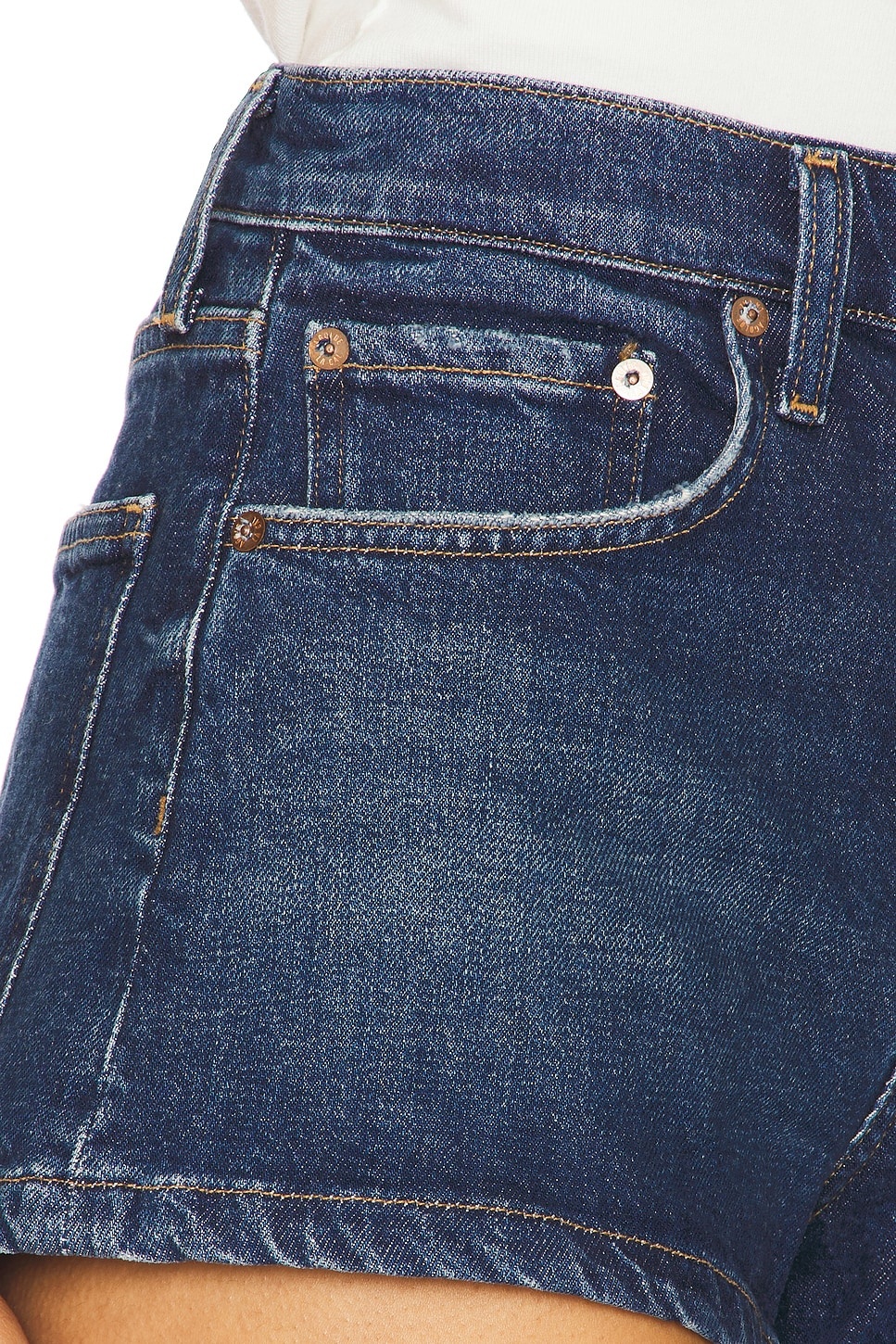 Ridley Short - 6