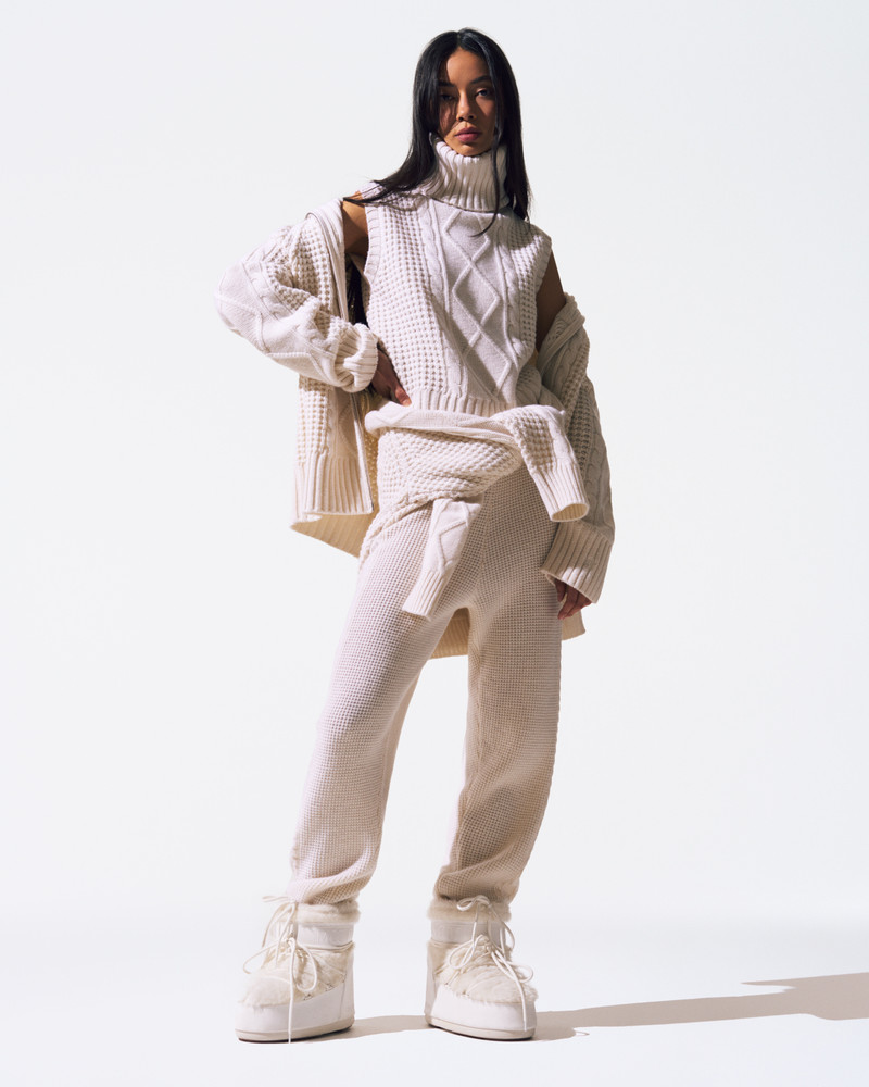 PERFECT MOMENT Crystal Merino Wool Sweater outlook