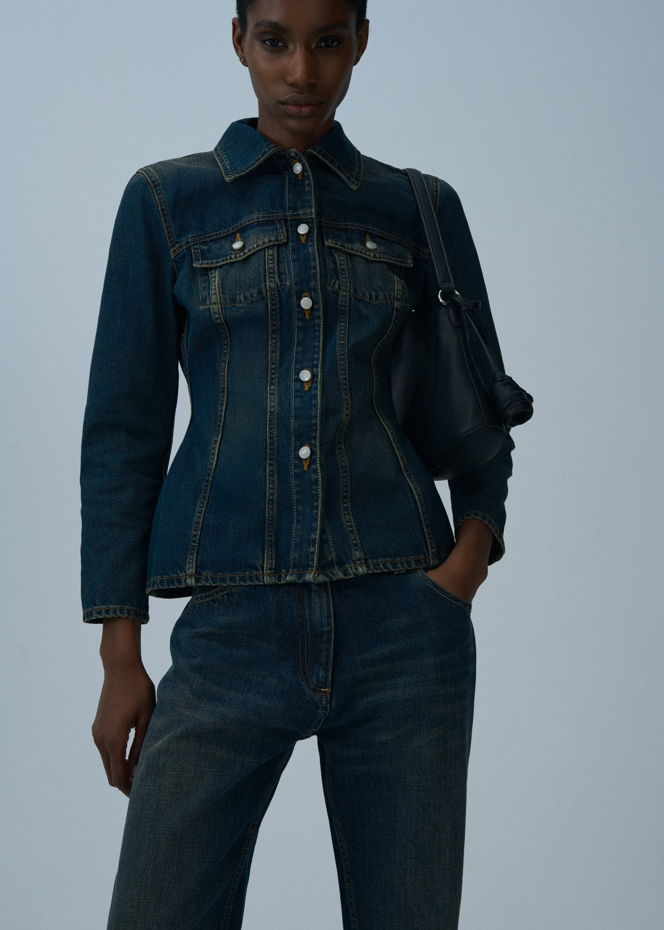 Fitted denim button up blouse in dark vintage blue - 3