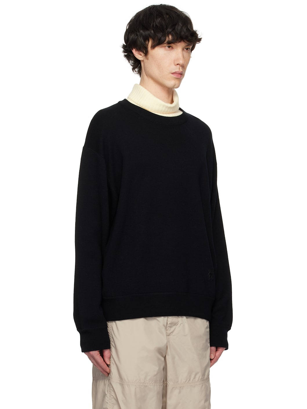 Black Round Neck Wool Sweater - 2