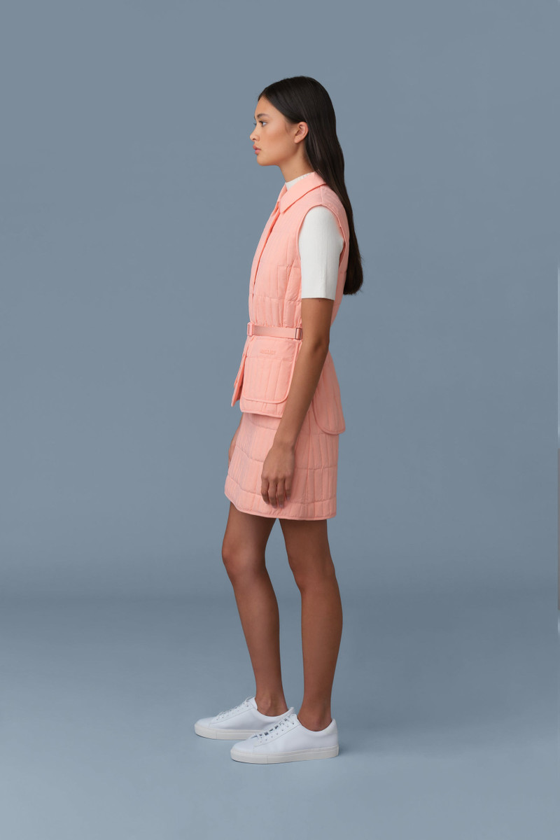 HELIA Light Down Vertical Quilted Vest 3