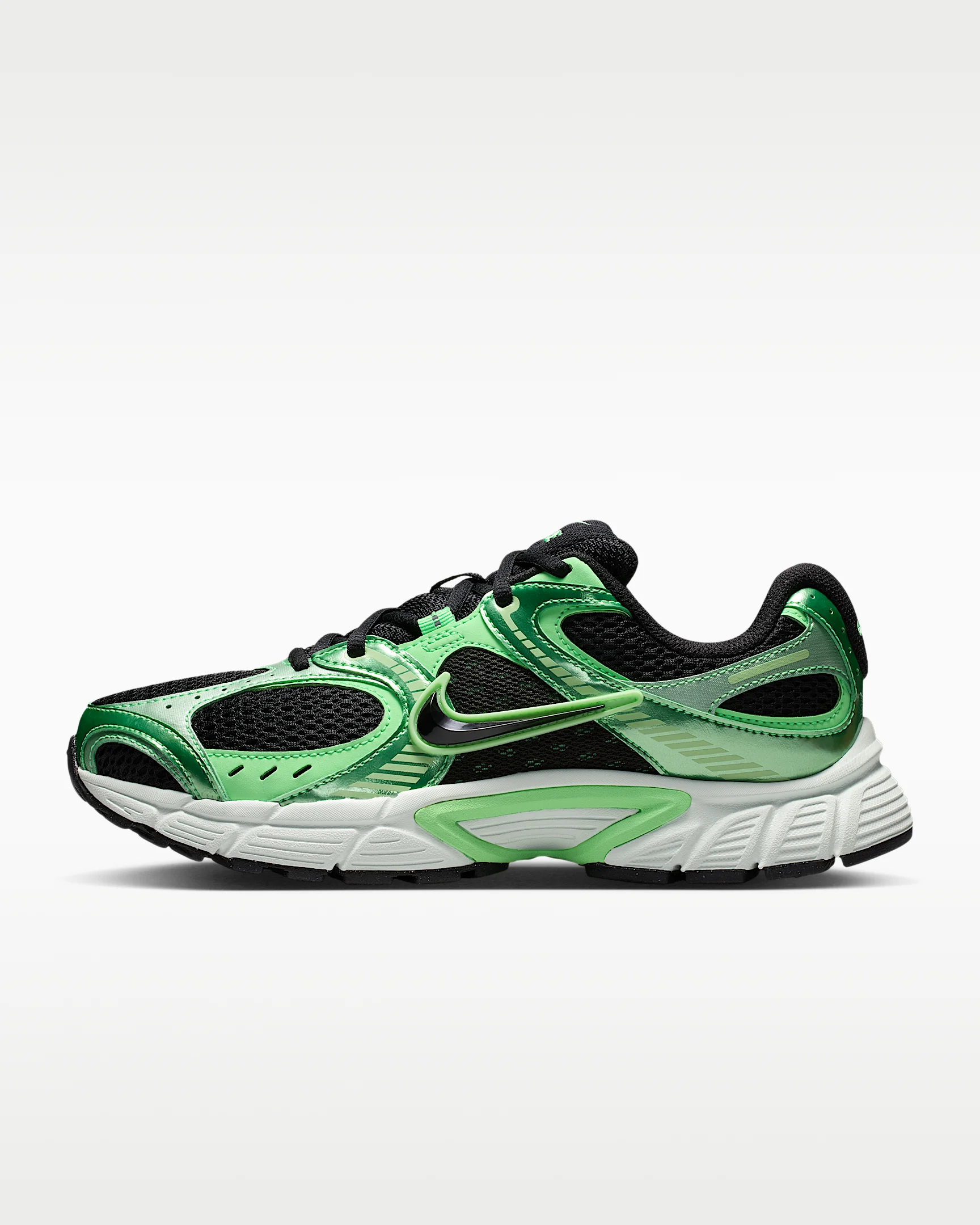 Nike V5 RNR Women's Shoes with Reflective Accents - 1