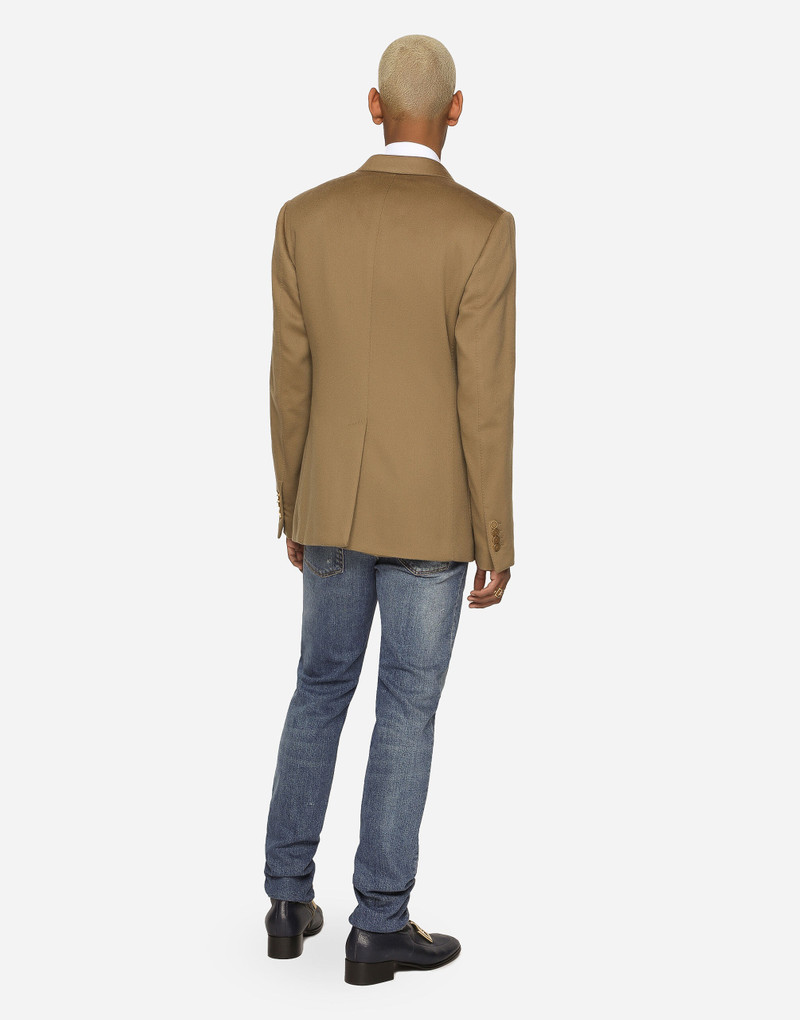 Washed 말라 붙은 stretch 청바지 와 whiskering 3