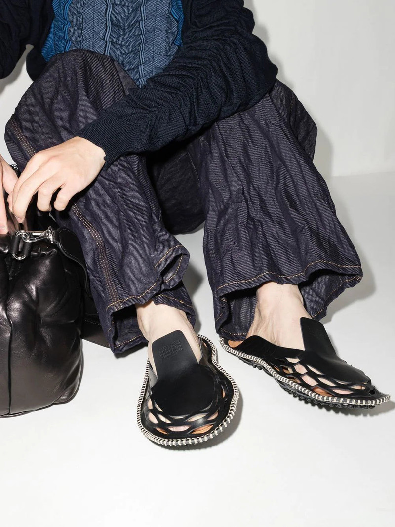 Maison Margiela FLAT MOCCASSIN - BLACK outlook