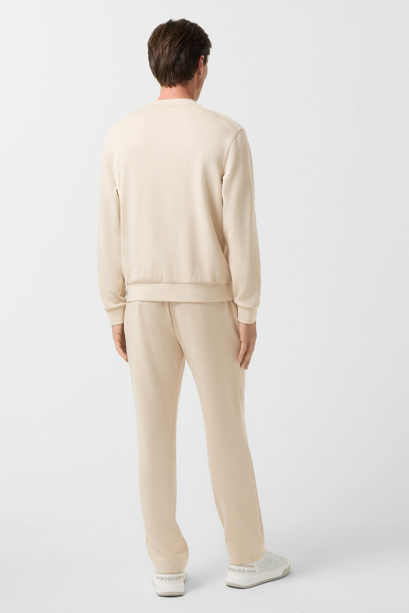 Sweatpants Stan in Cream 3