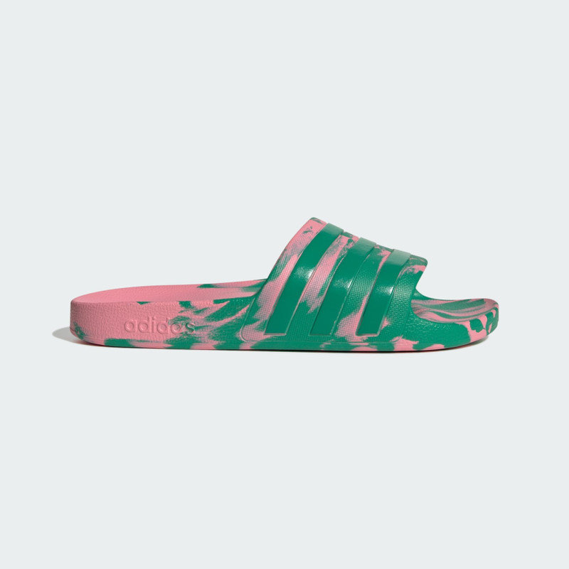 Adilette Aqua Slides 1