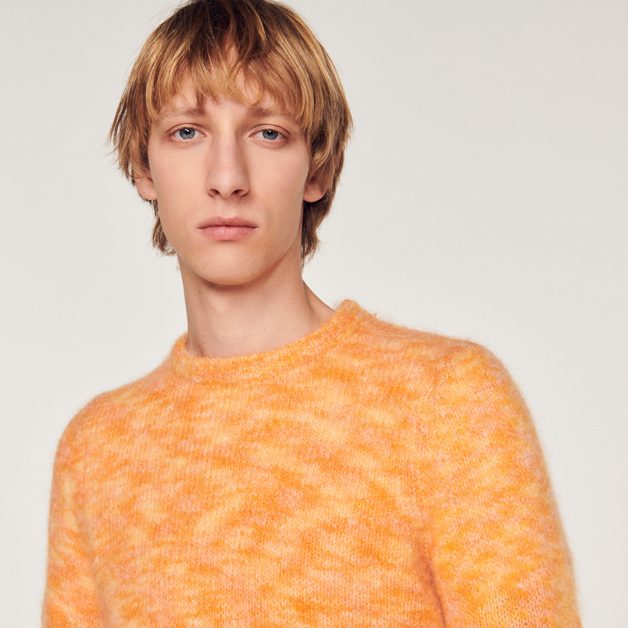 Round neck wool sweater - 4