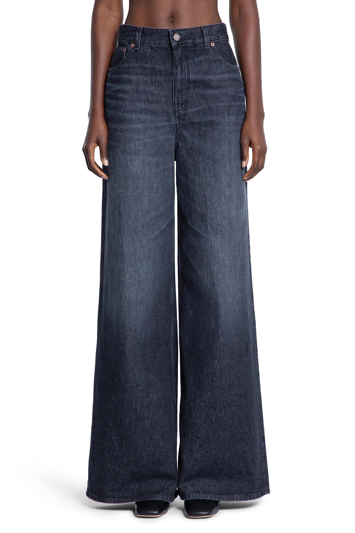 High-Rise-Wide-Leg-Jeans - 2