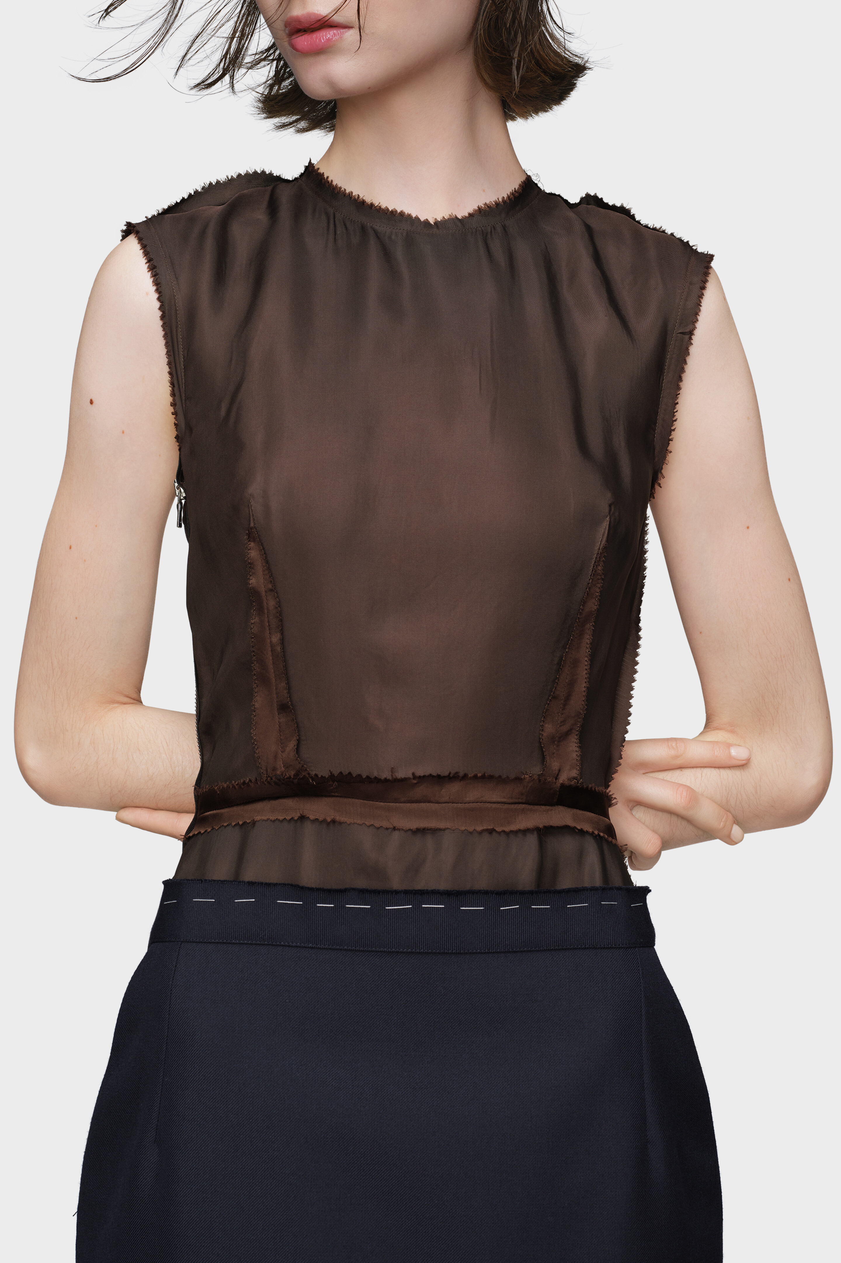 Sleeveless dress - 5