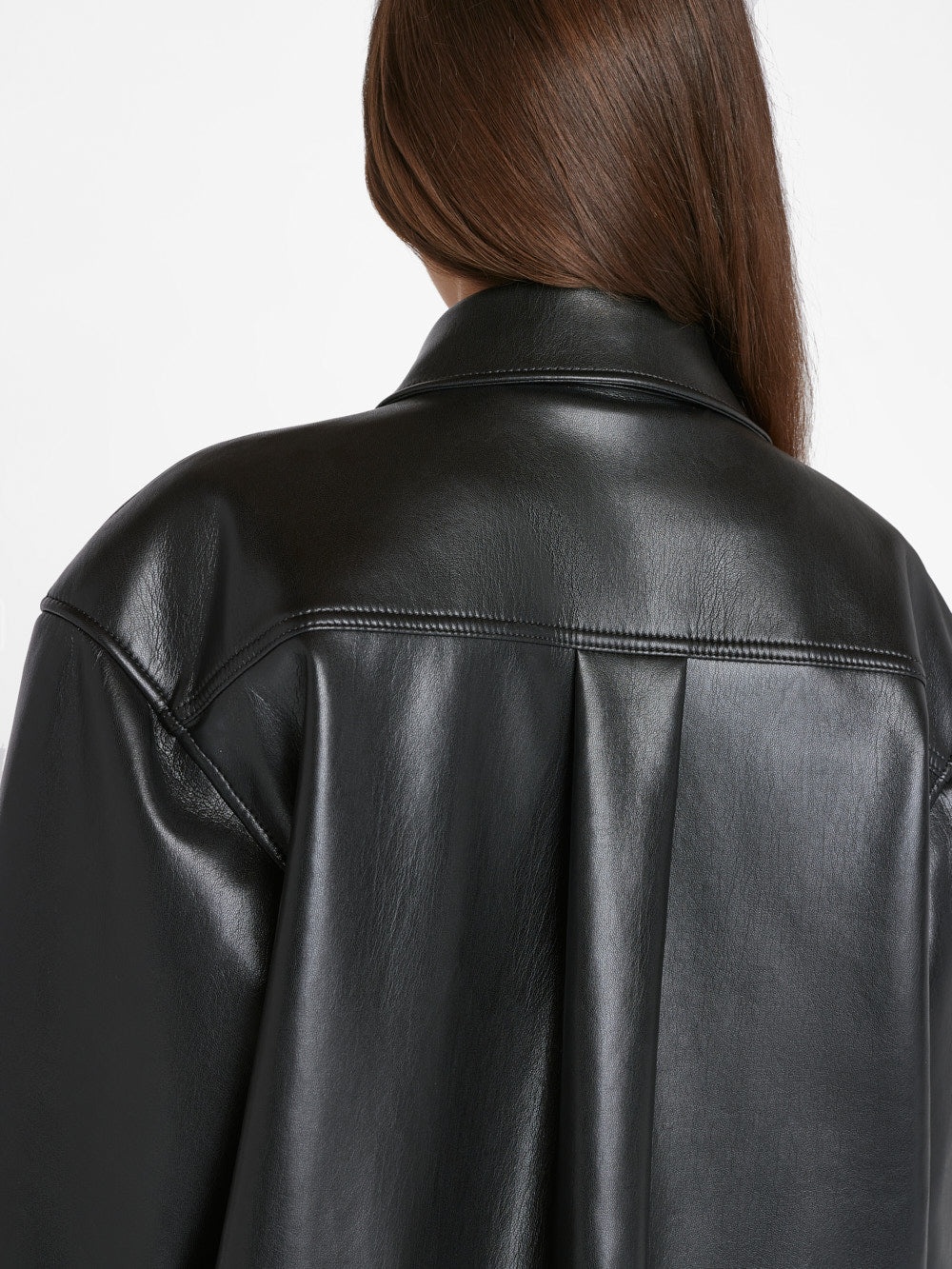 Recycled Leather Shirt Jacket in Noir - 5