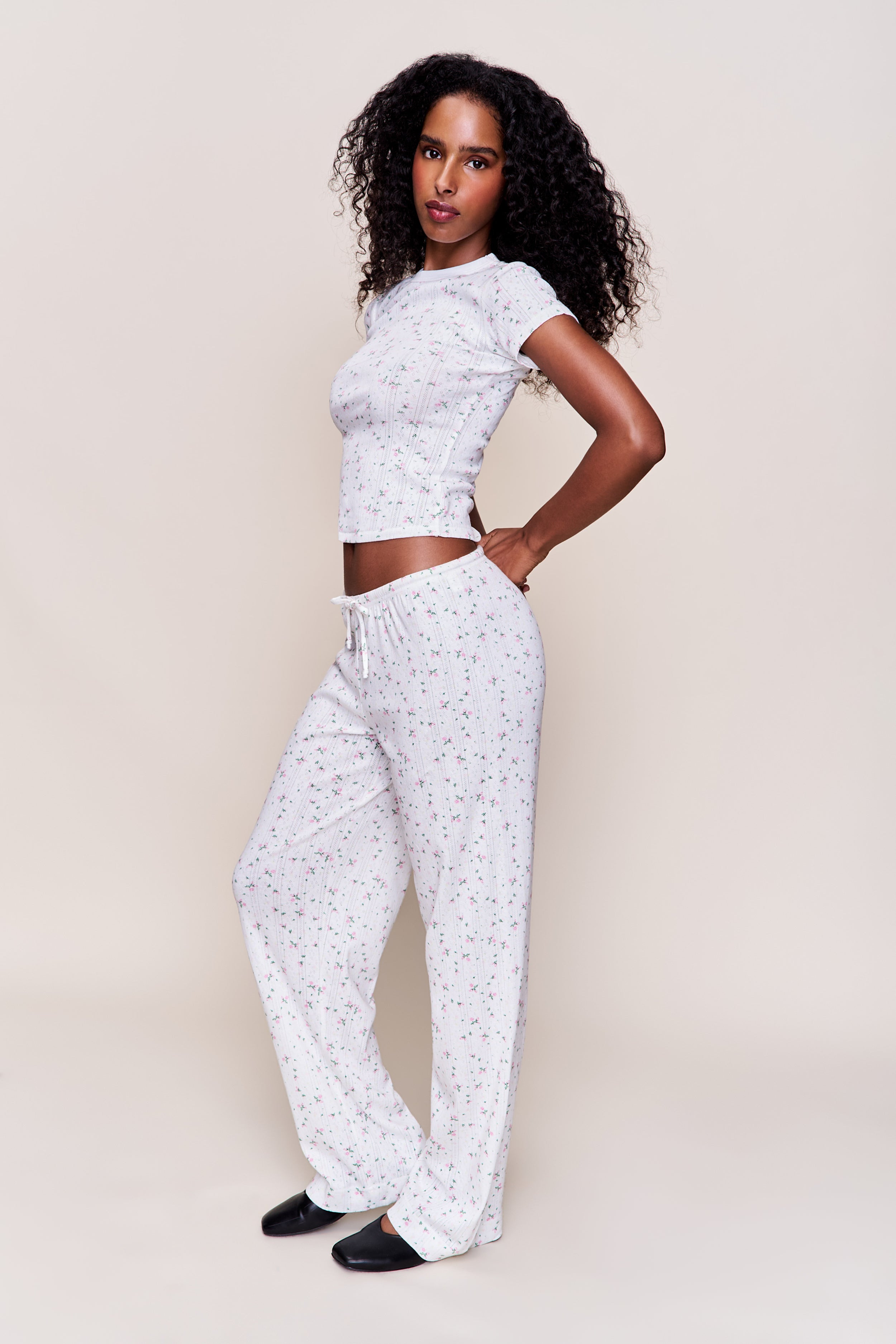 LOVEY YOUTH FIT TEE - 1