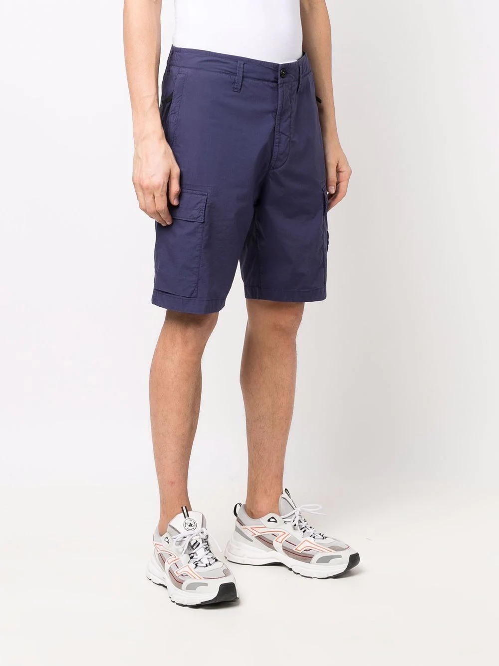 Compass logo-patch cargo shorts - 3