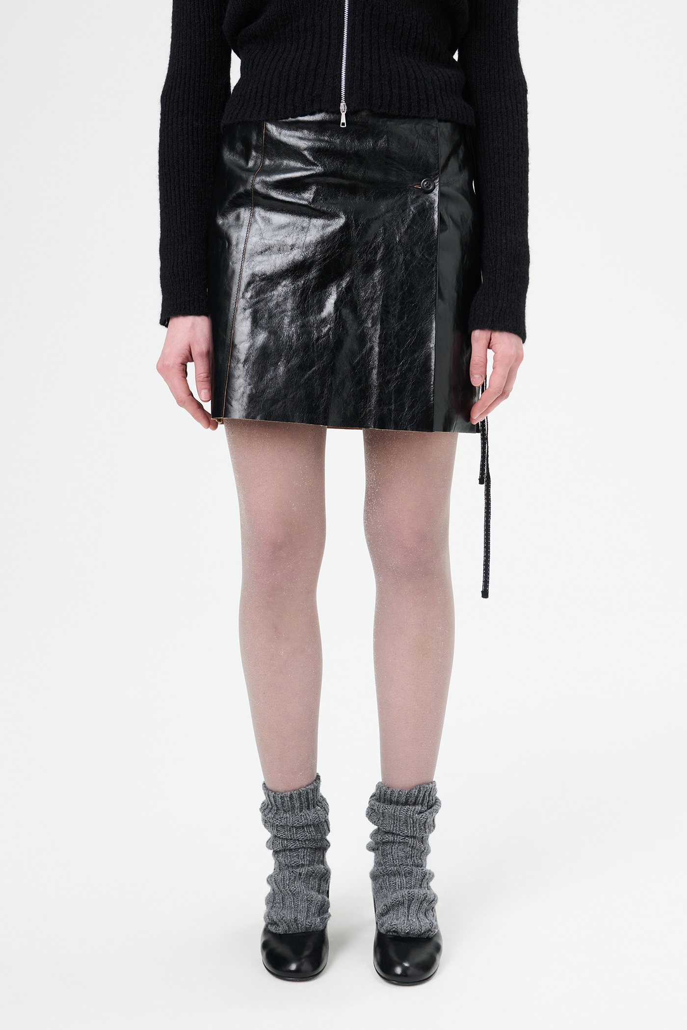 Short Sarong True Dye Black Leather - 3